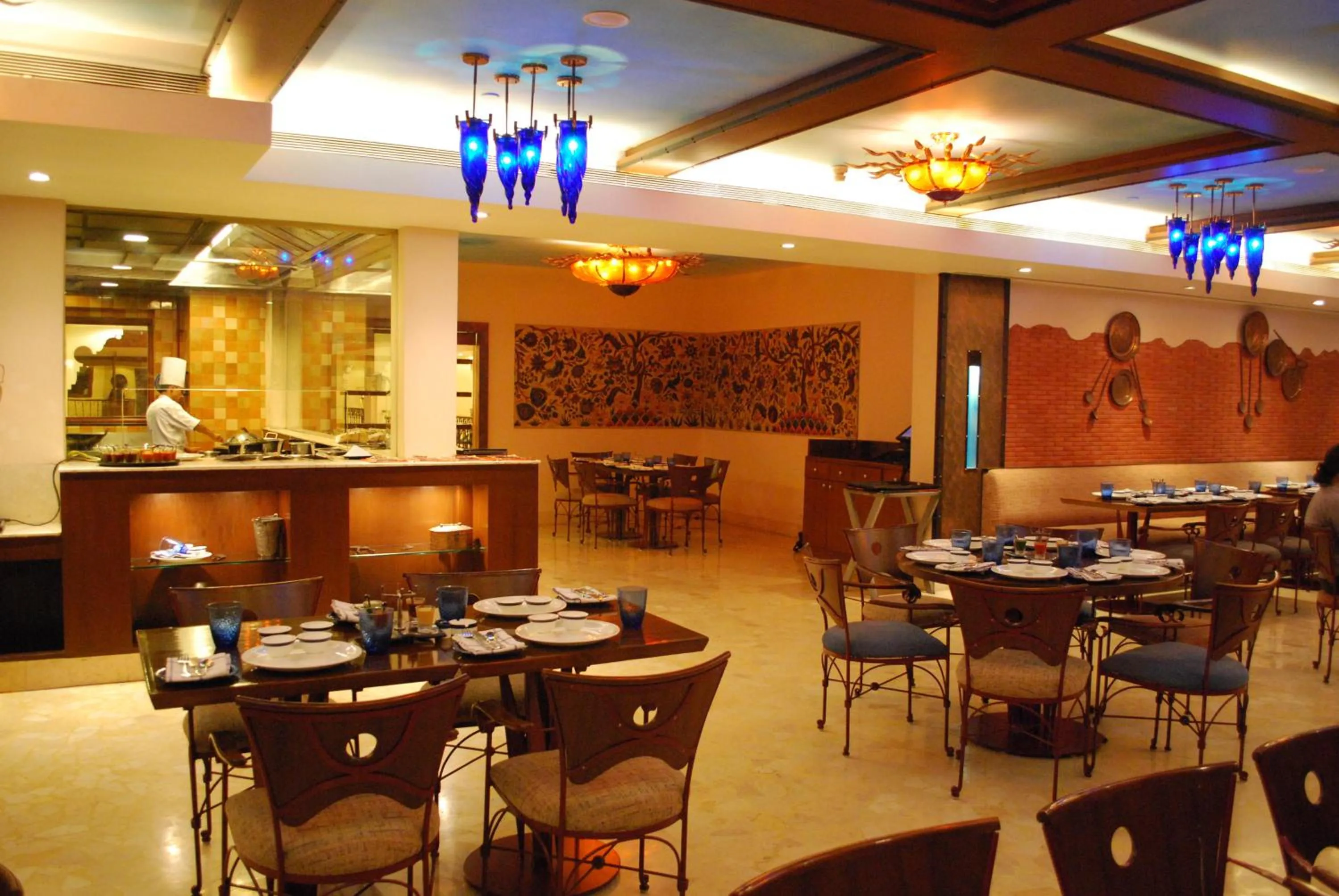 Restaurant/places to eat in Radisson Hotel Varanasi