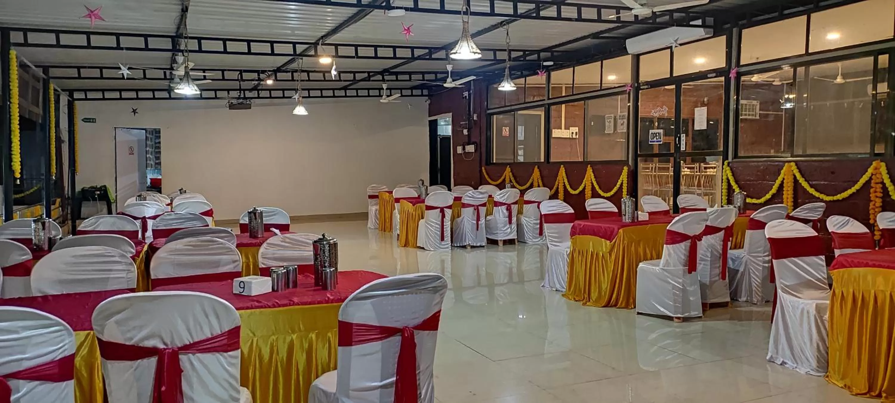 Restaurant/places to eat in Mango Valley Resort Ganpatipule