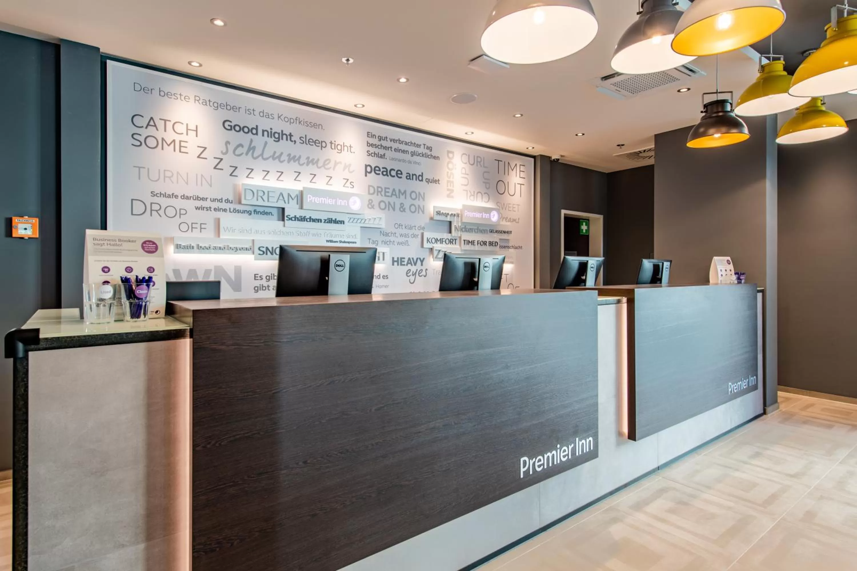 Lobby or reception in Premier Inn Stuttgart City Centre