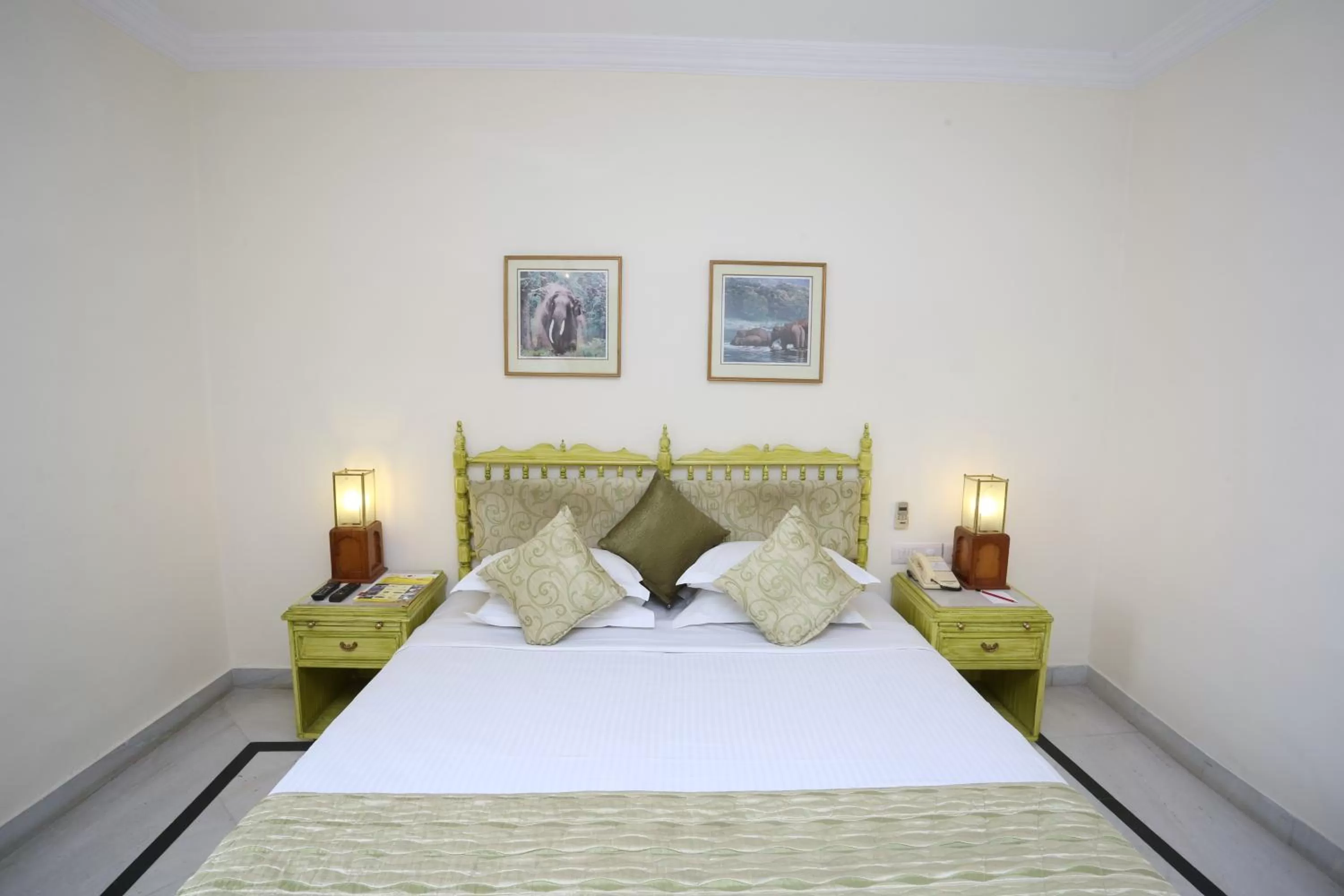 Bedroom, Bed in Garden Hotel - Heritage by HRH Group of Hotels