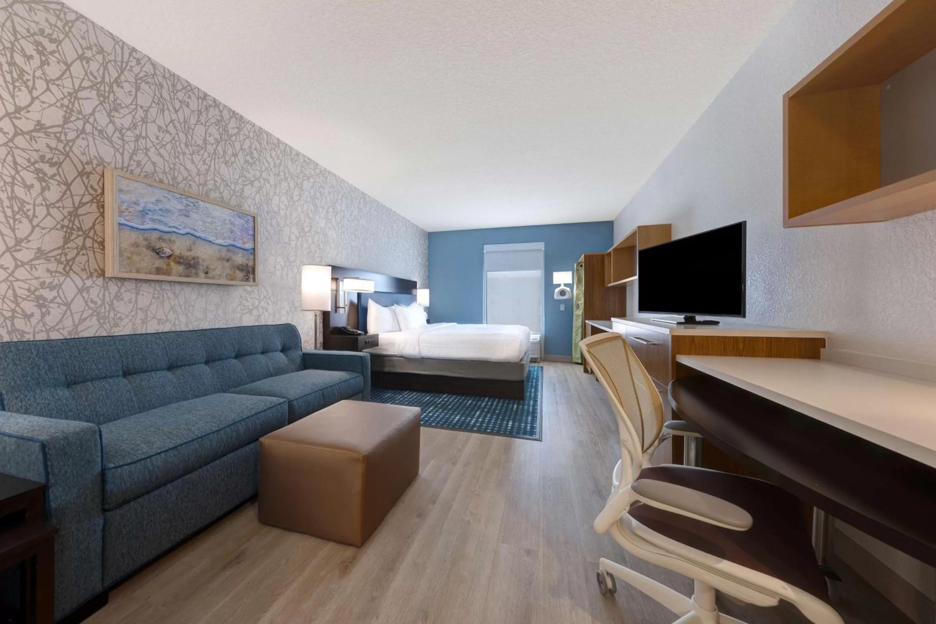 Bed in Home2 Suites by Hilton Orlando International Drive South - Free Shuttle to Theme Parks