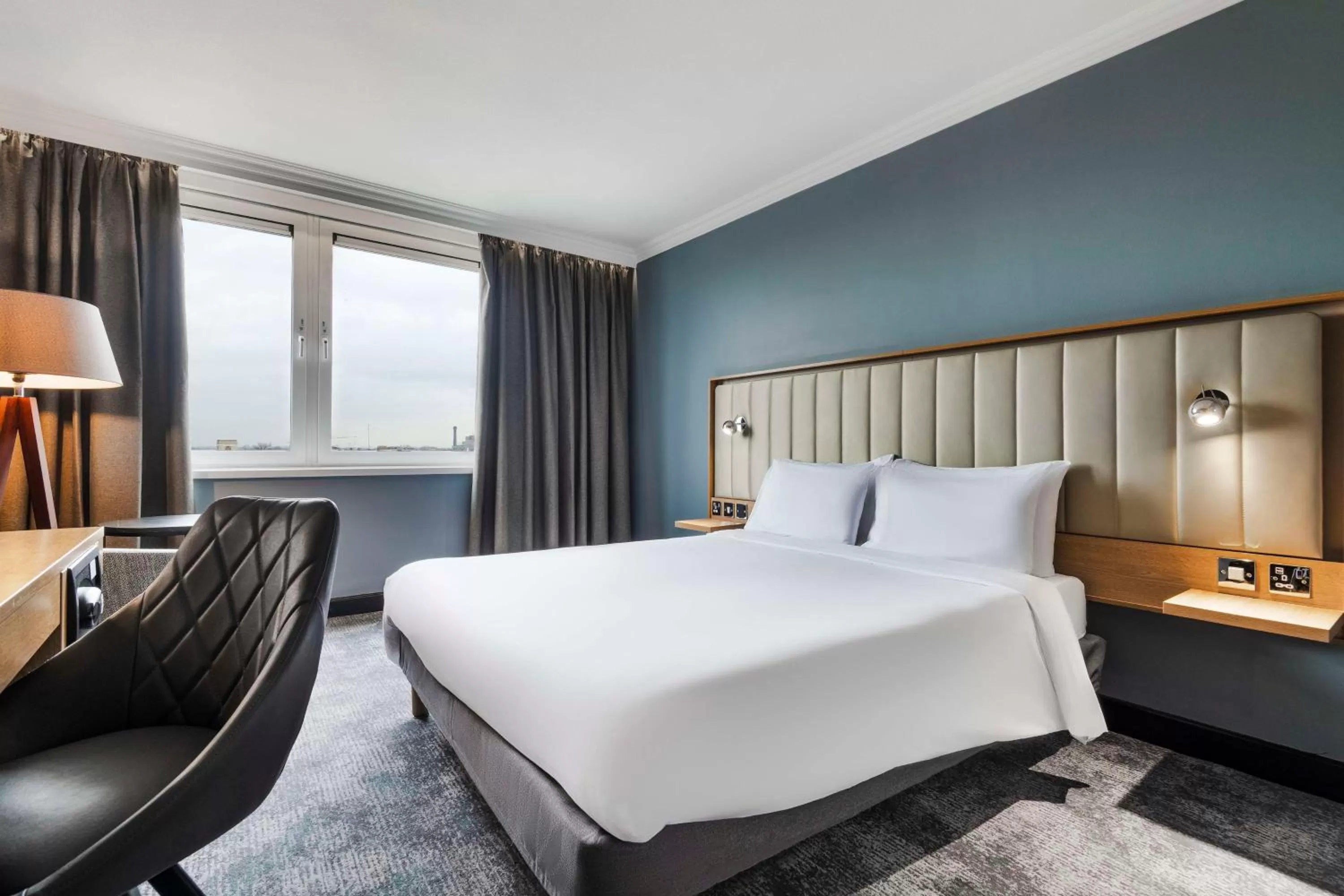 Bedroom, Bed in Radisson Hotel York