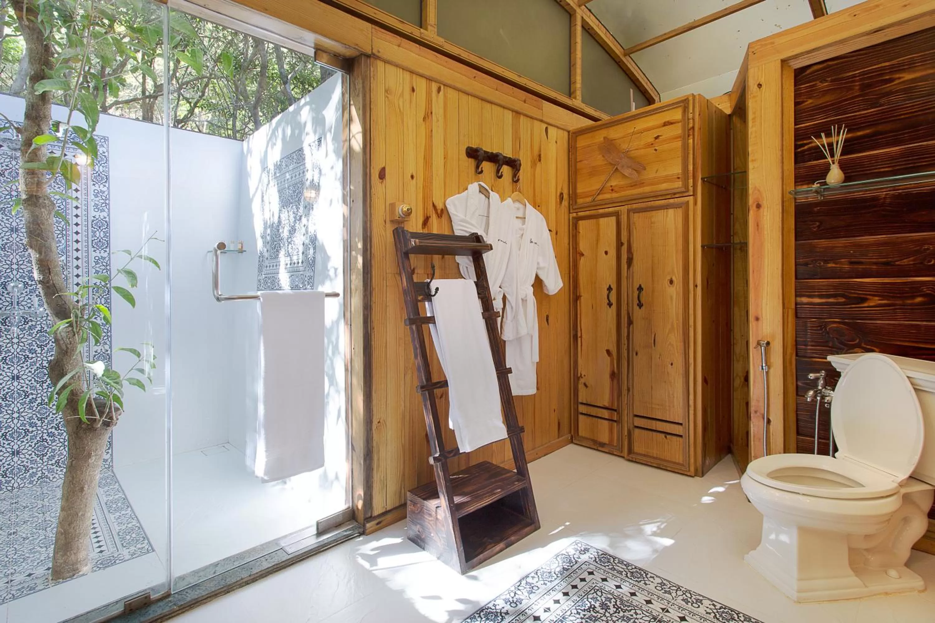 Shower in The Machan