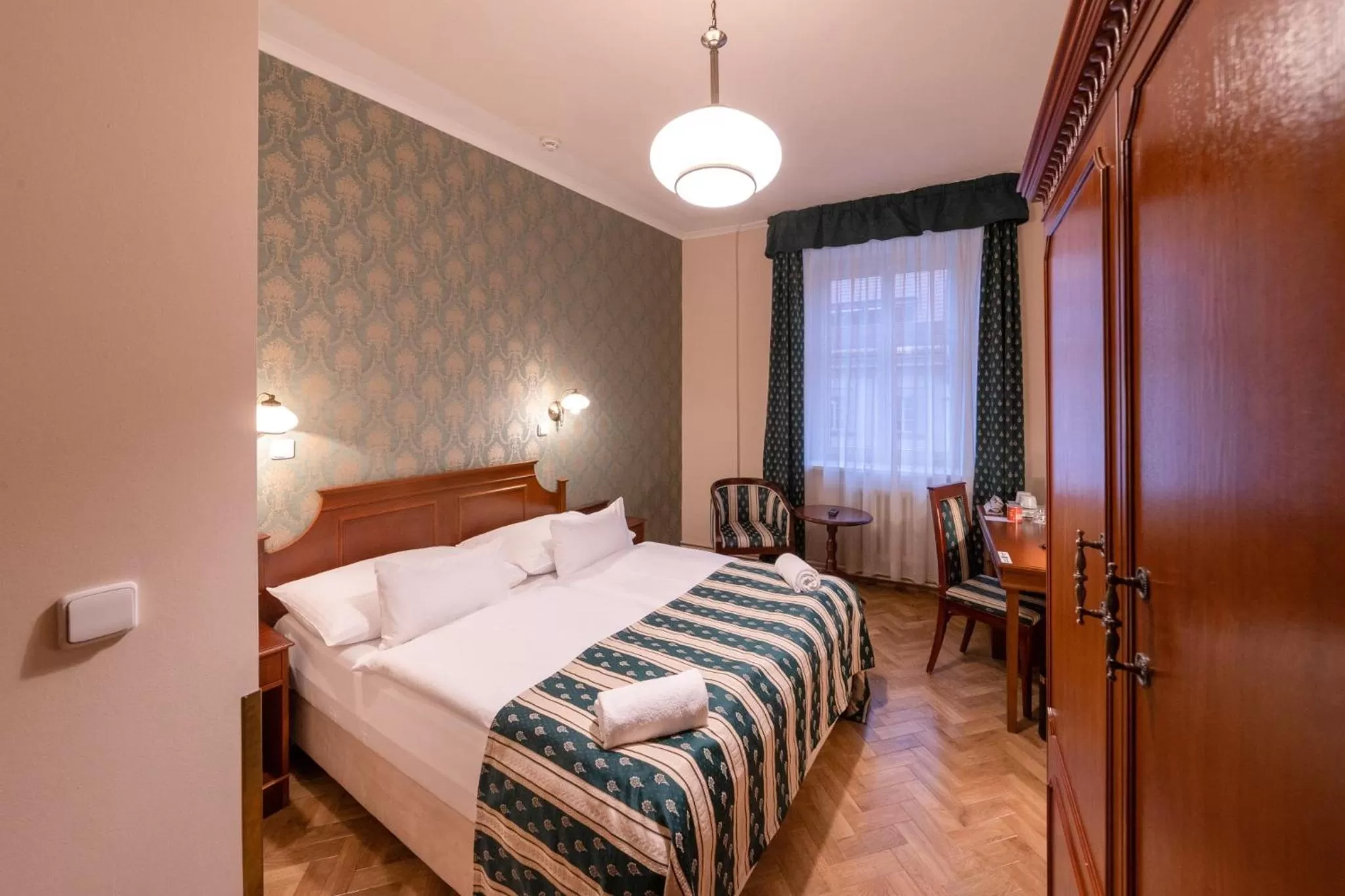 Bedroom in Hotel Meteor Plaza Prague