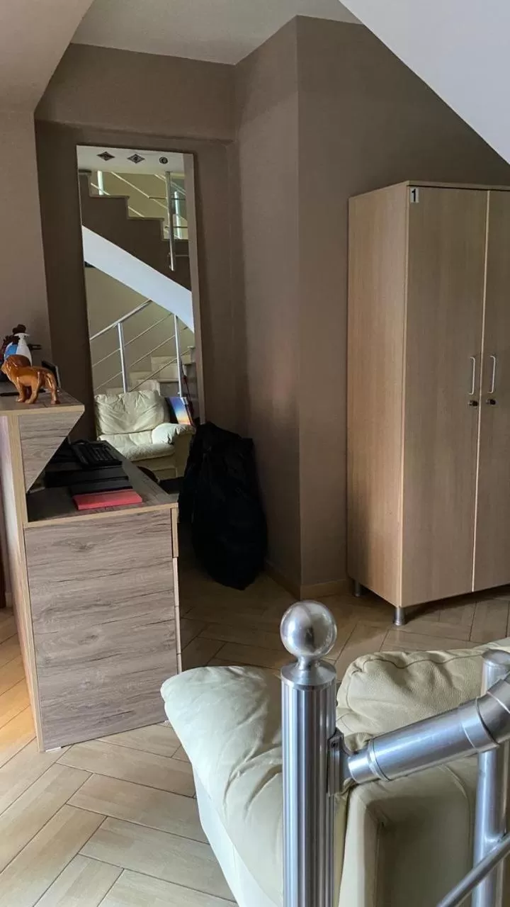 Hotel Durres Vila 53