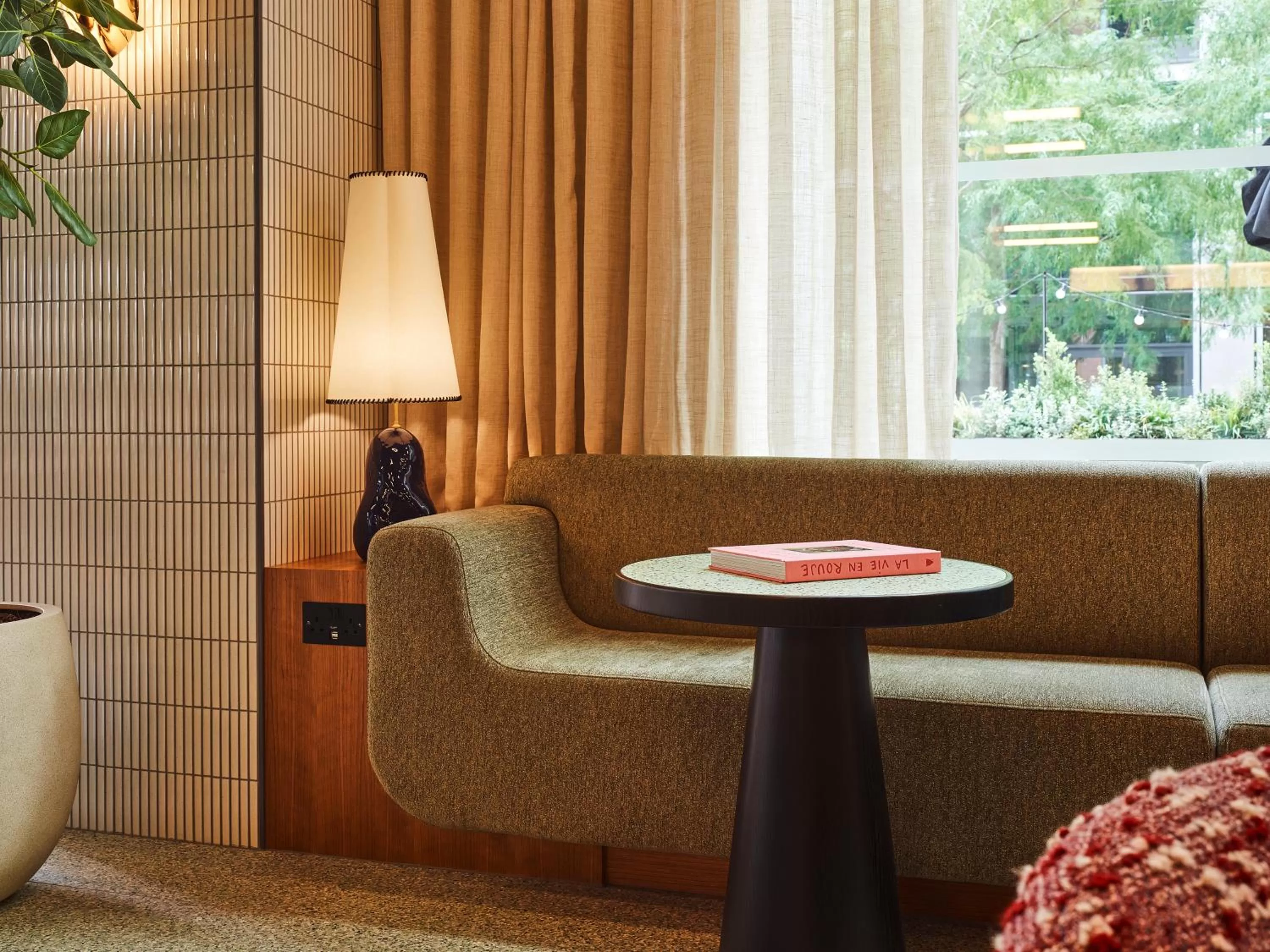 Lobby or reception in TRIBE London Canary Wharf