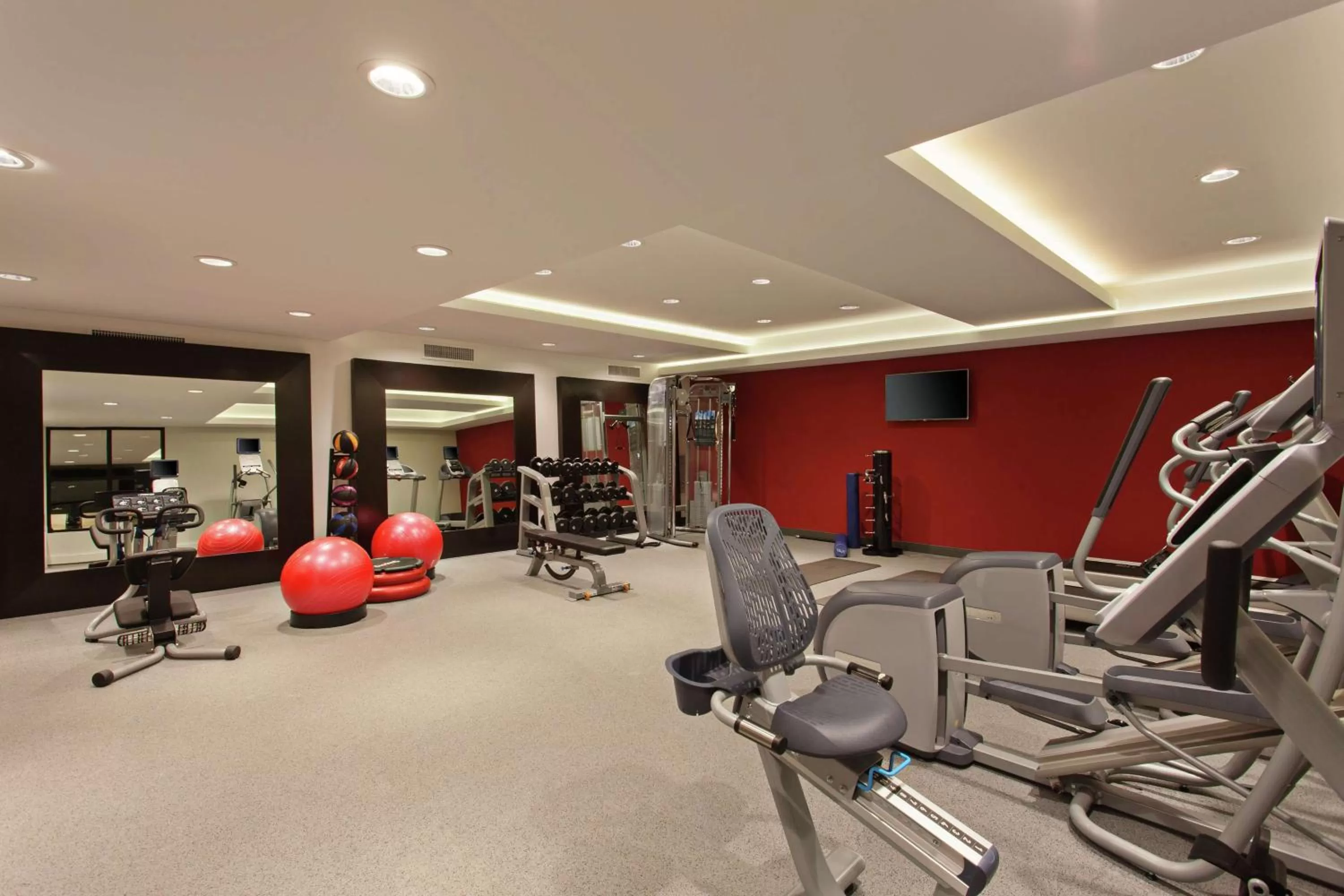Fitness centre/facilities in Hilton Garden Inn Irvine/Orange County Airport