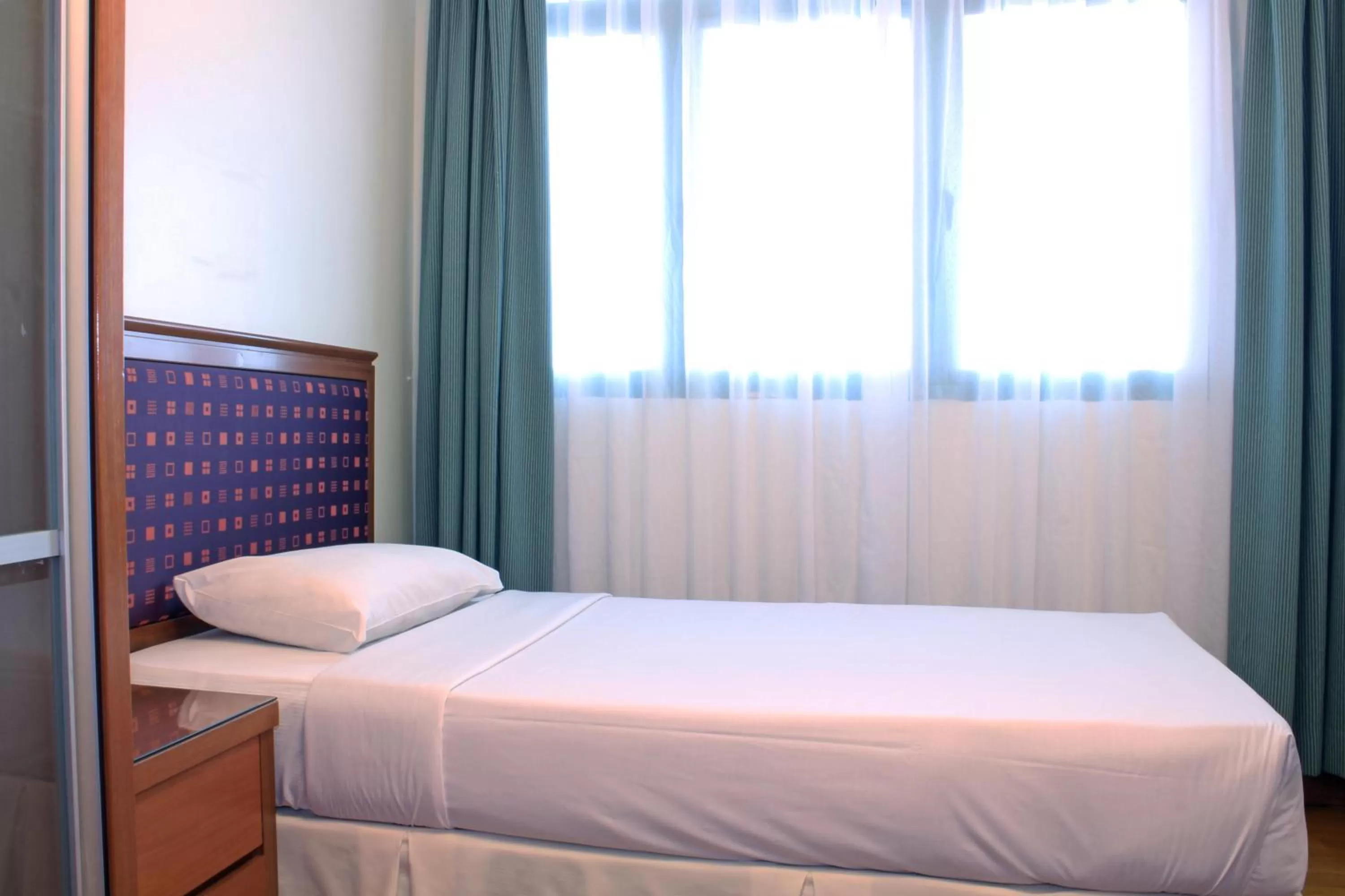 Bedroom, Bed in Imperial Hotel Miri