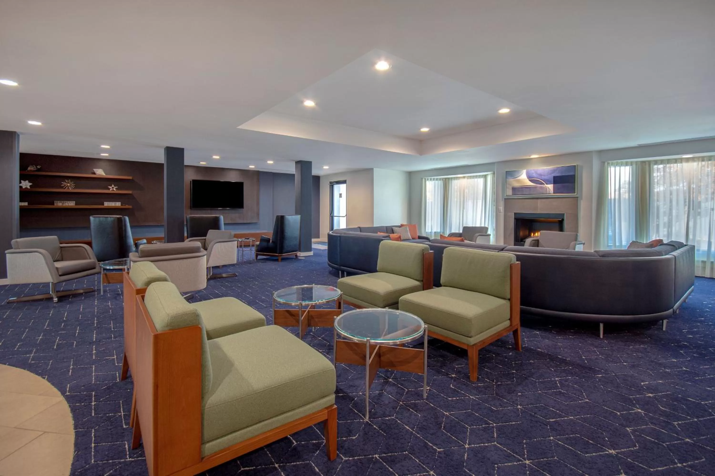 Lobby or reception in Courtyard by Marriott Cincinnati Airport