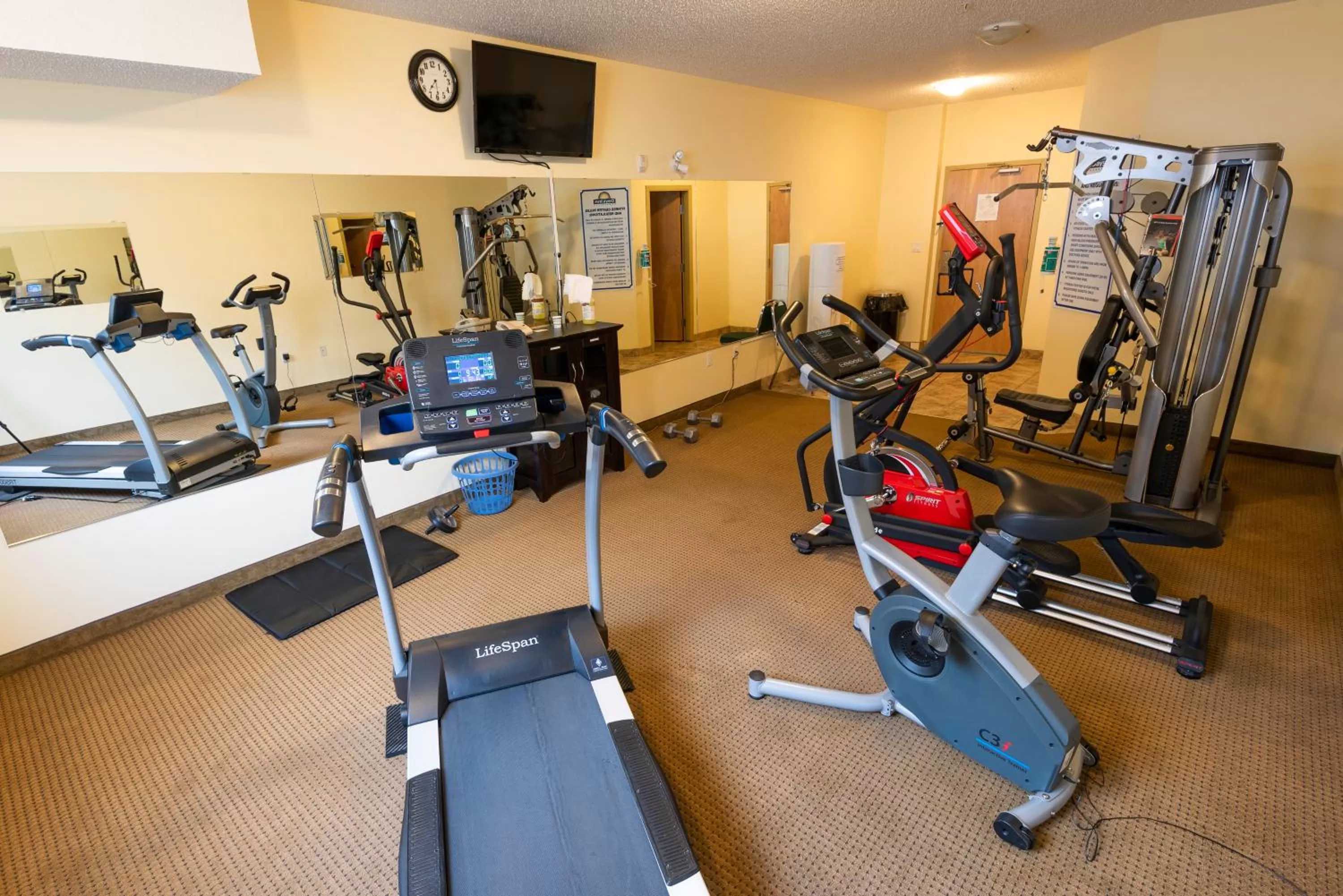 Fitness centre/facilities in Days Inn by Wyndham Bonnyville