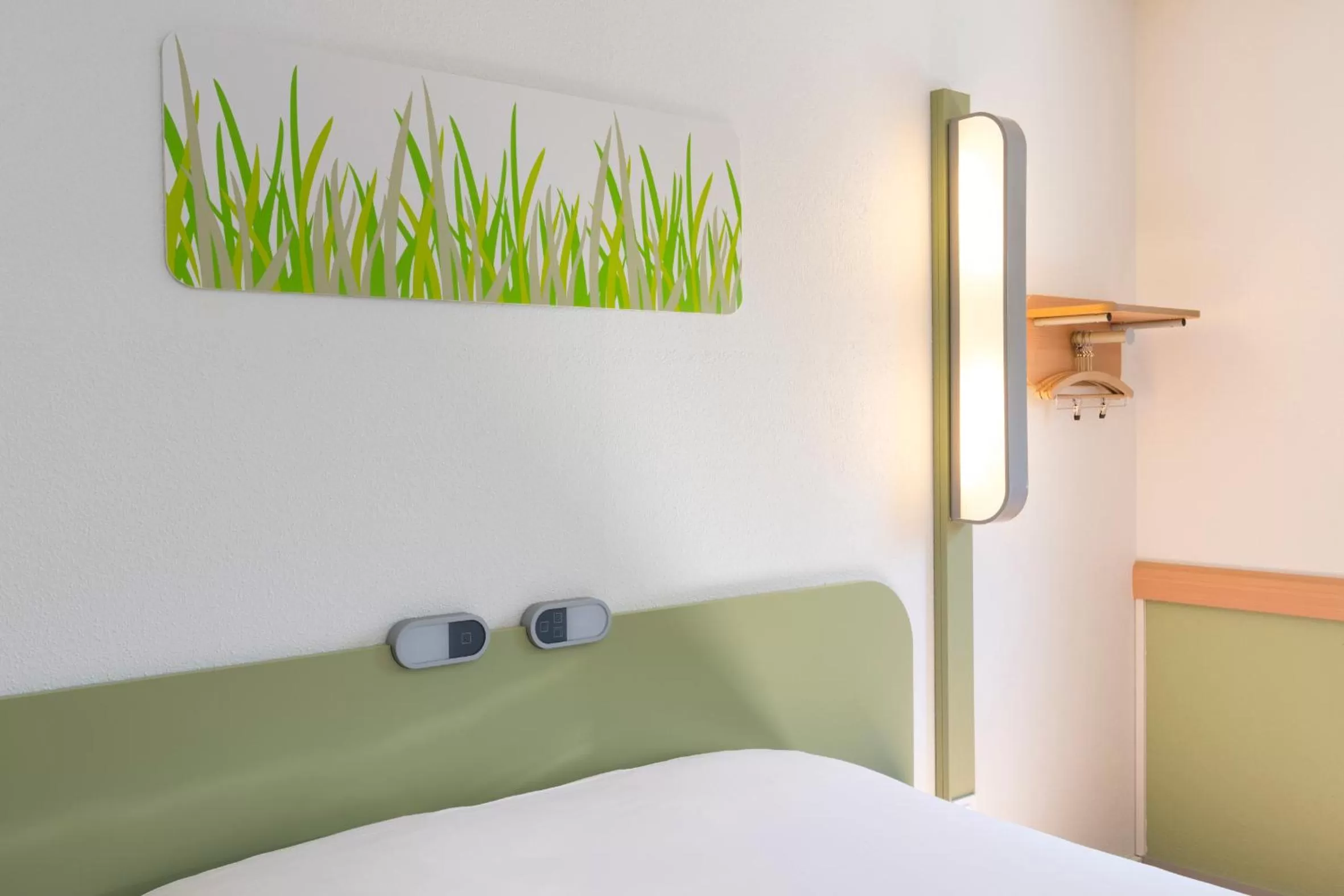 Bed in Ibis Budget Sélestat