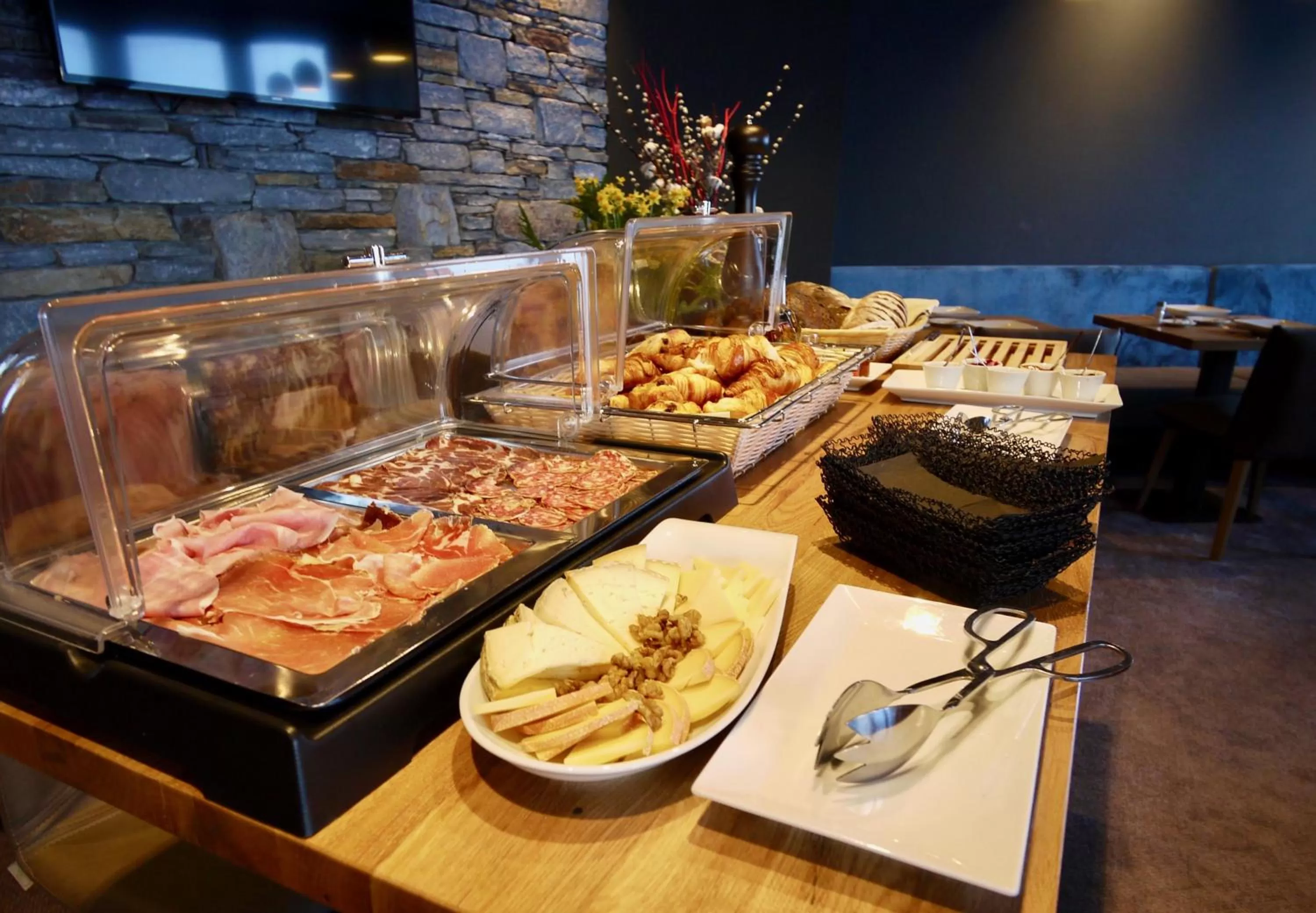 Breakfast in Alberta Hotel & Spa