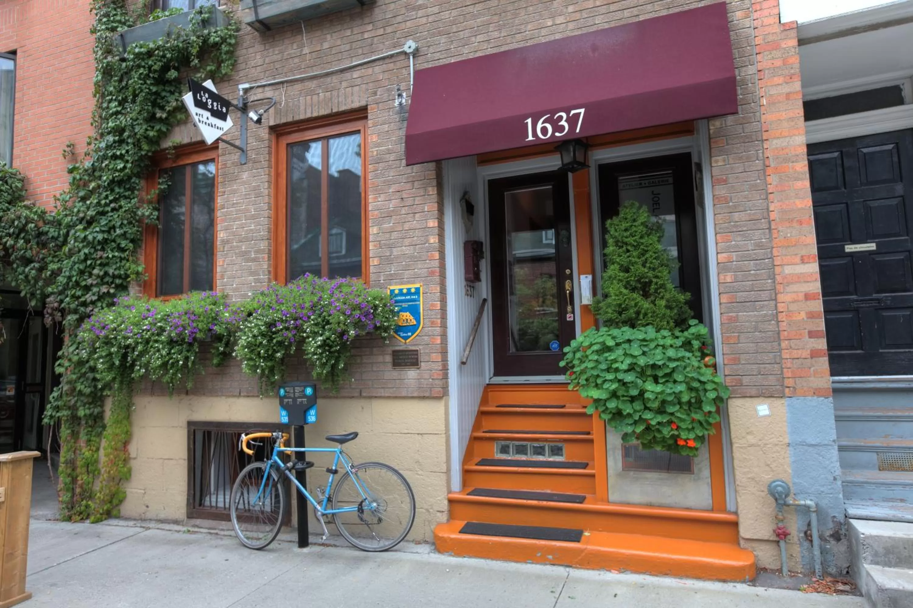 Facade/entrance in La Loggia Art B&B