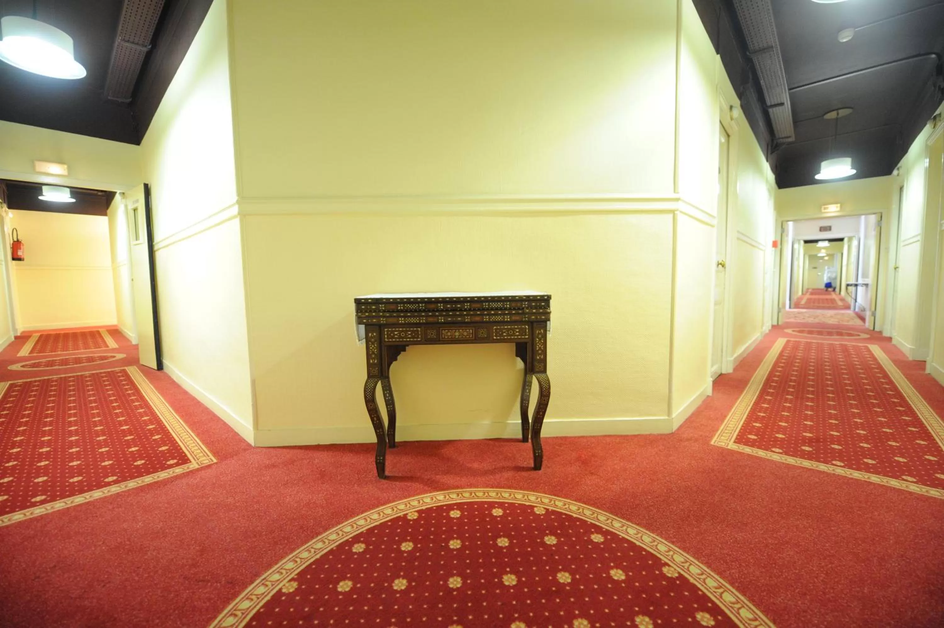 Decorative detail, Seating Area in Best Western Continental Pau Centre