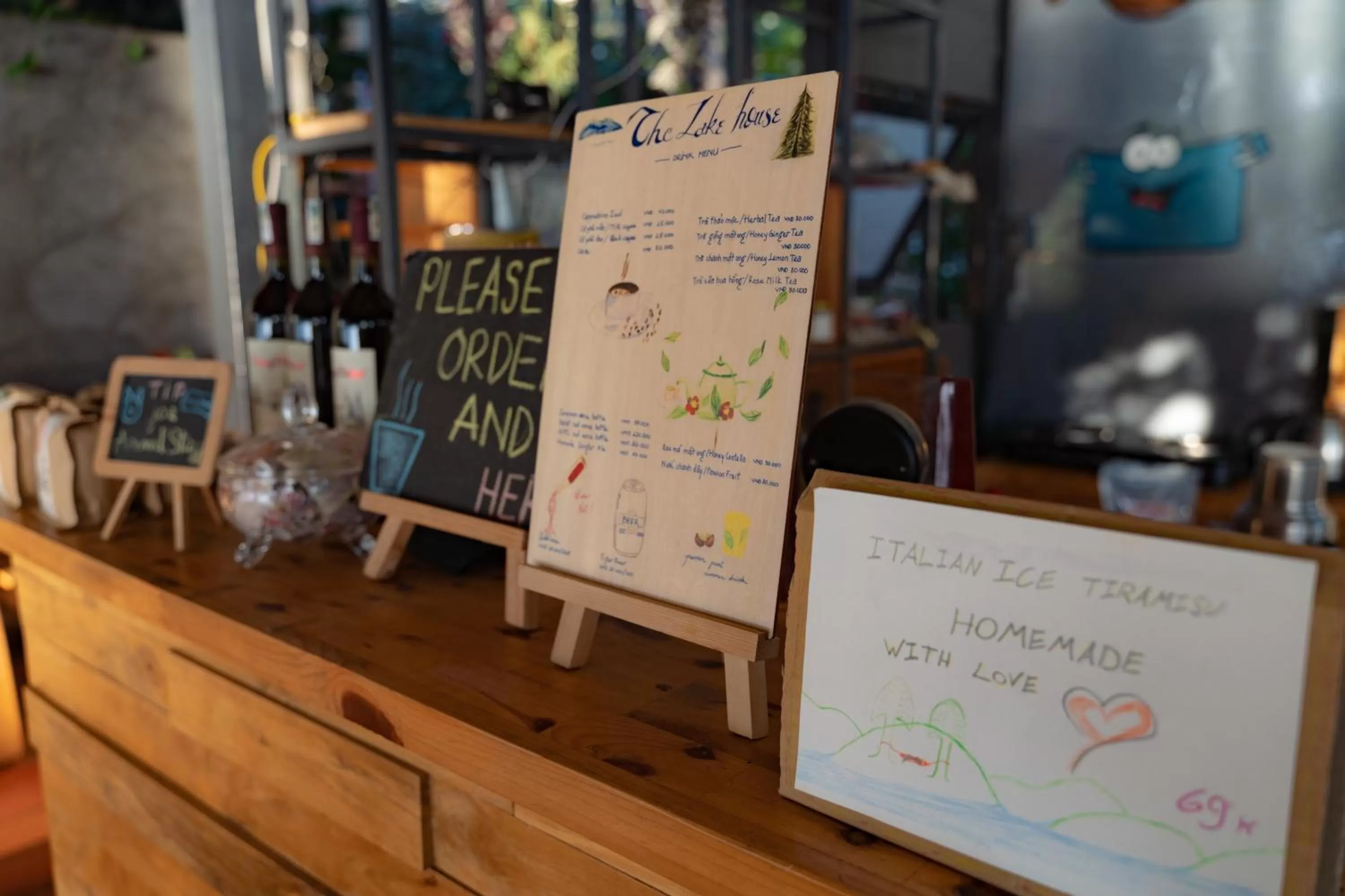 Lounge or bar in The Lake House Dalat