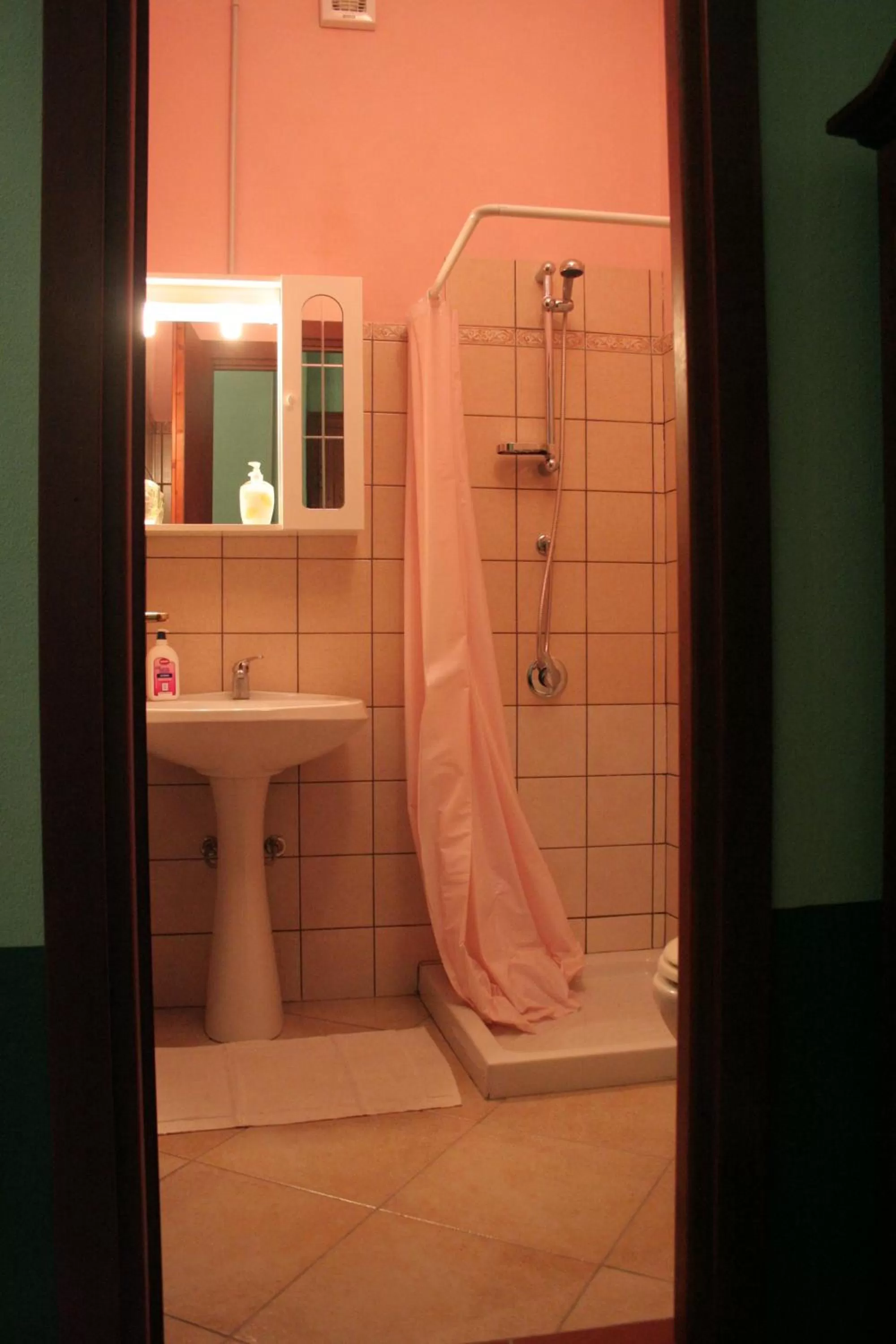 Bathroom in B&B Su Maimoni