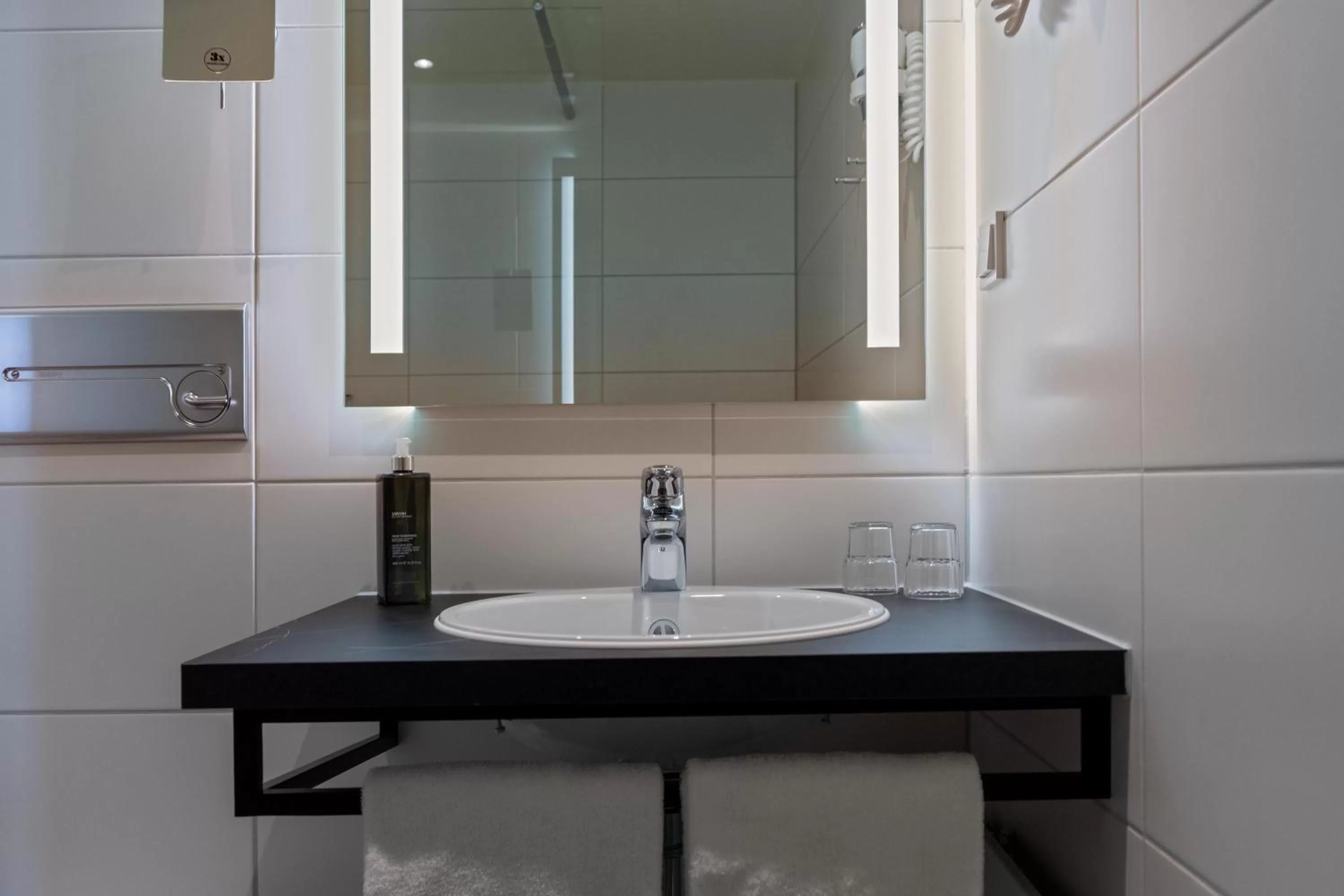 Bathroom in Seminaris Hotel Lüneburg