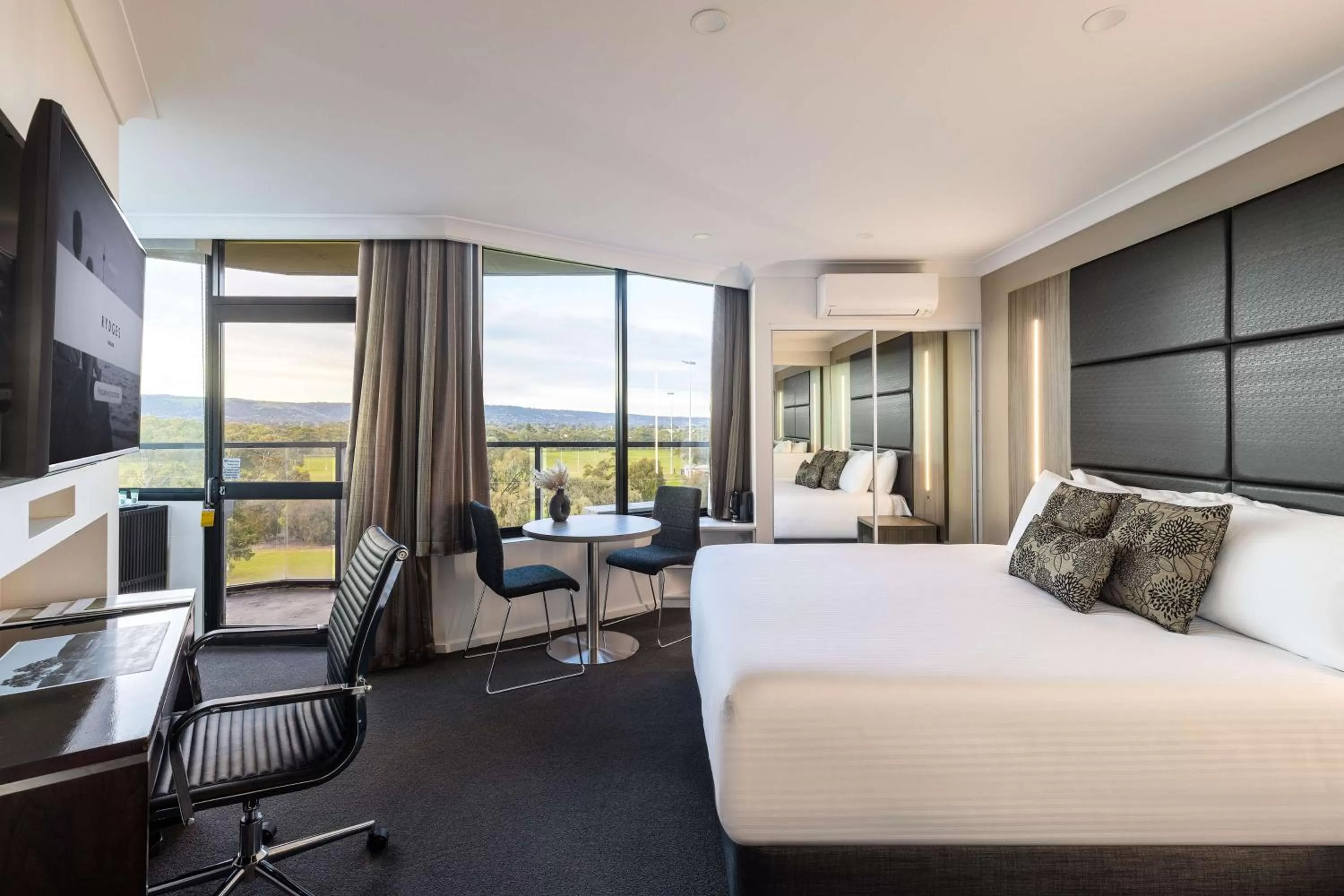 Property building, Bed in Rydges South Park Adelaide