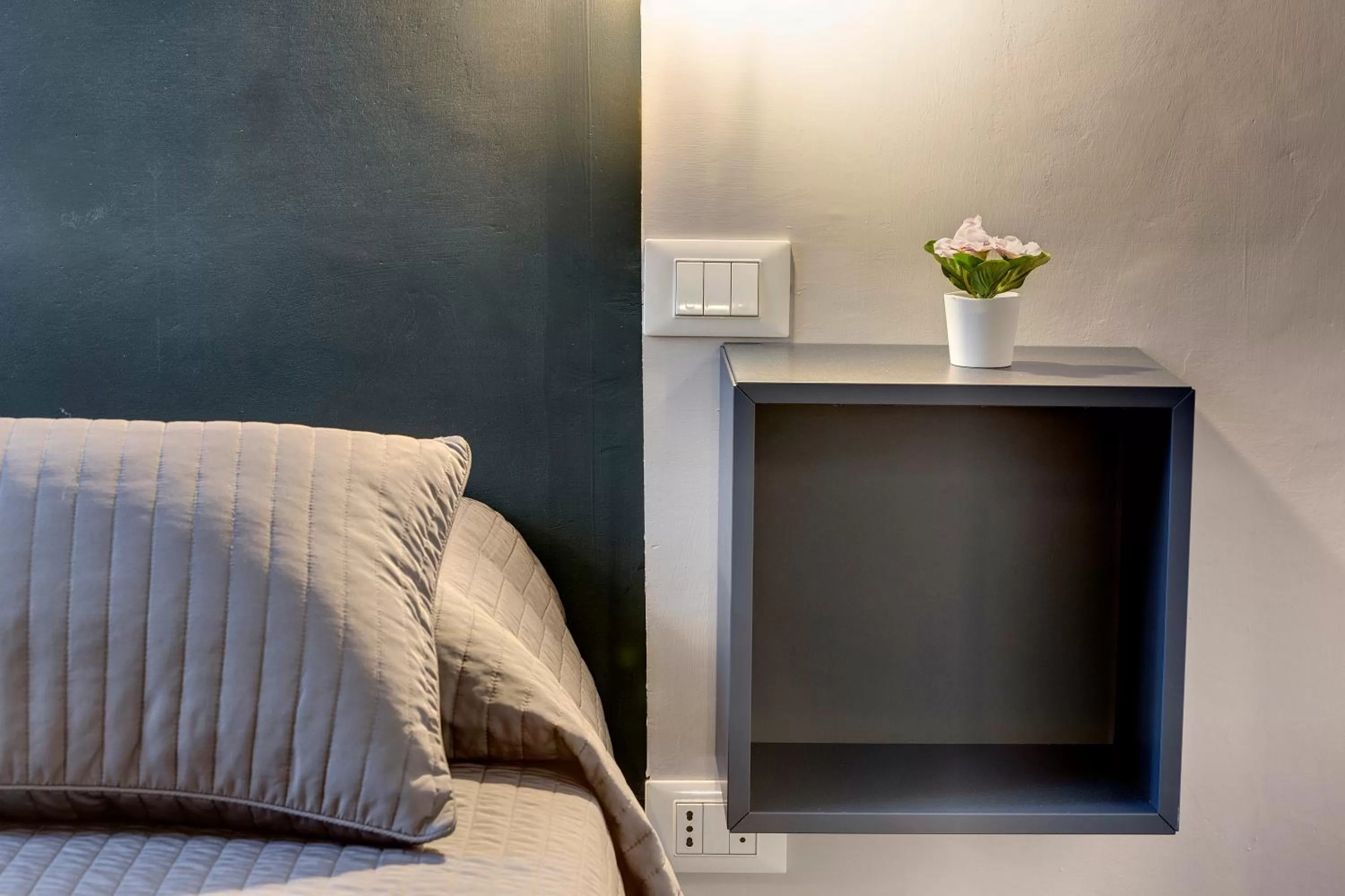 Decorative detail, Seating Area in Al Consolato