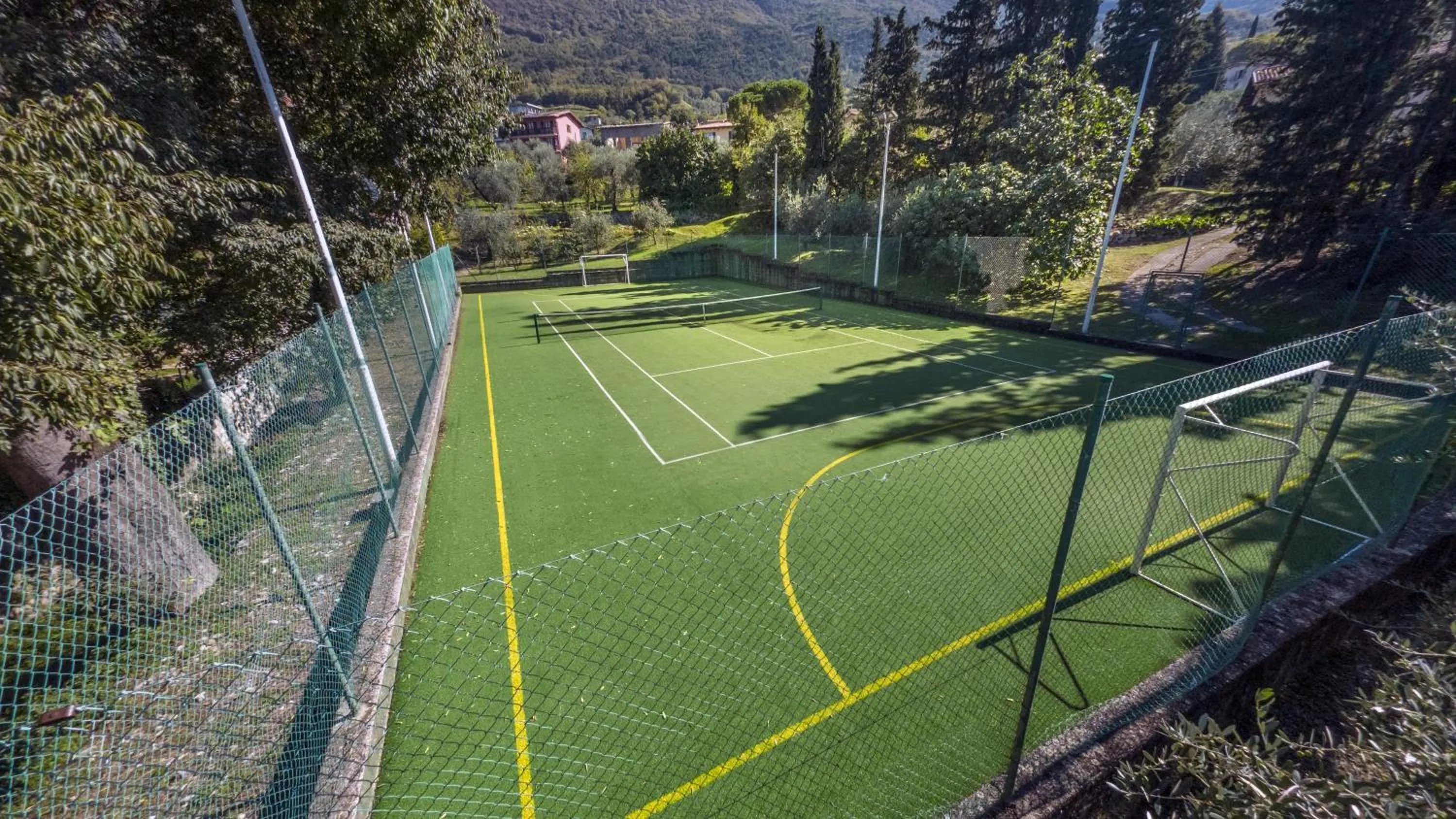 Tennis court in Natur Resort Panorama