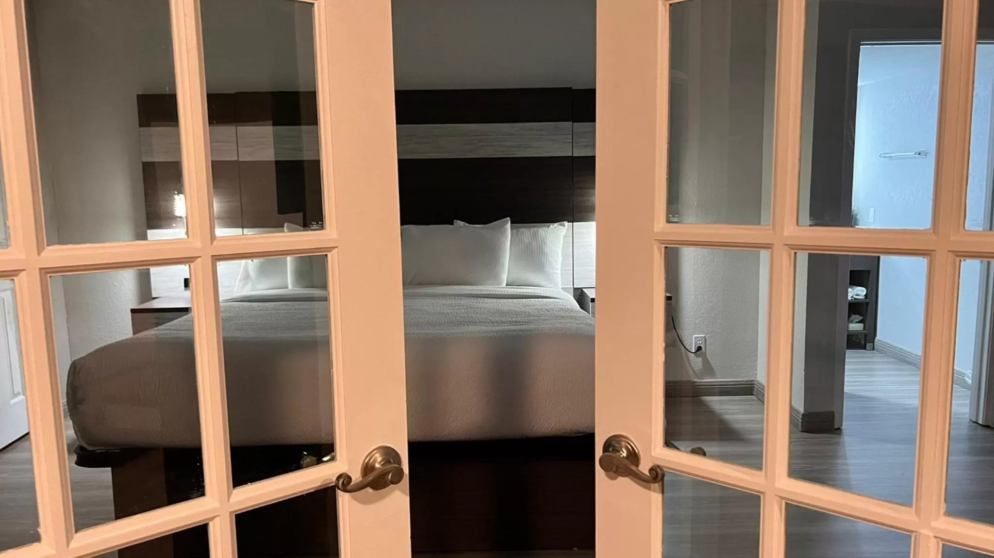 Bedroom, Bed in La Quinta Inn Lexington-Horse Park