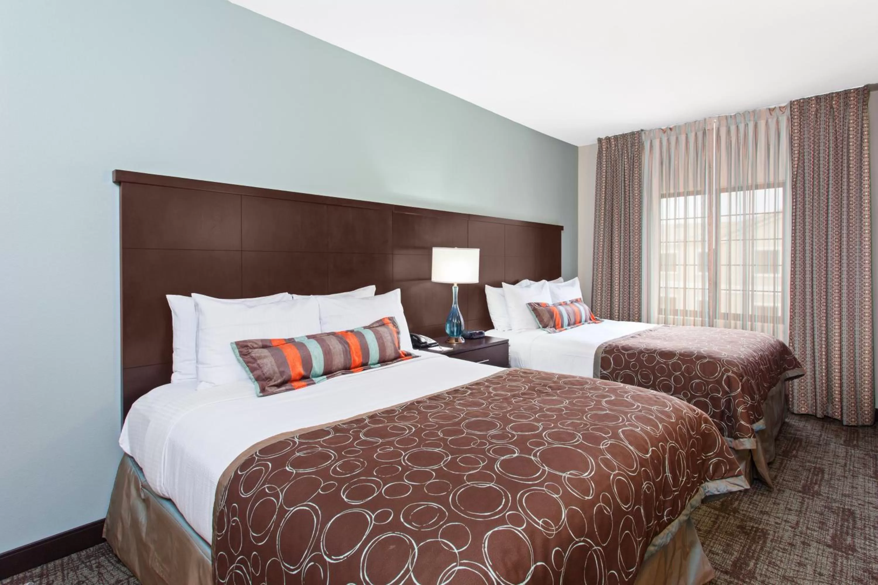 Photo of the whole room, Bed in Staybridge Suites Irvine East/Lake Forest by IHG