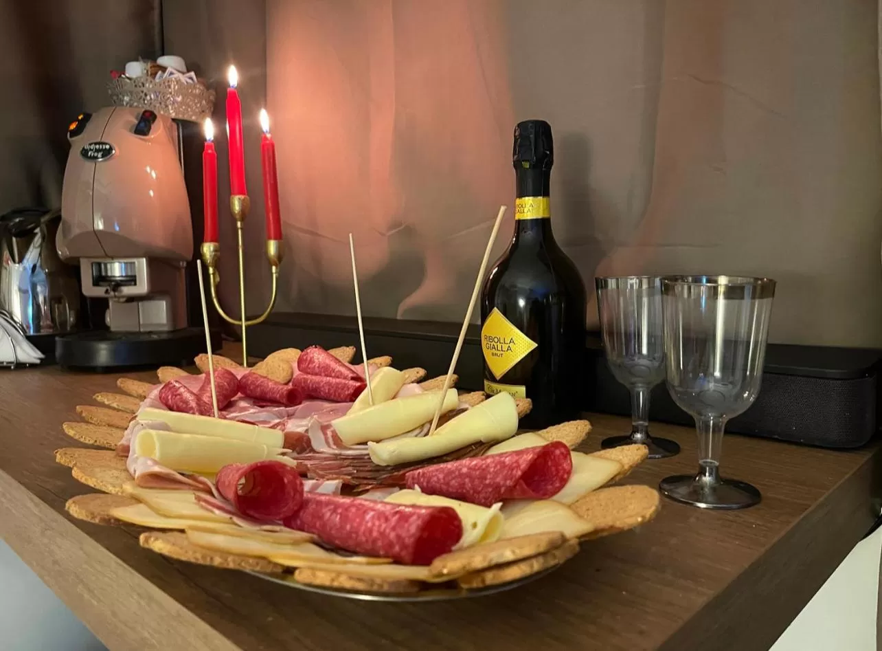 Food and drinks in Le Suite del Lungomare Catania