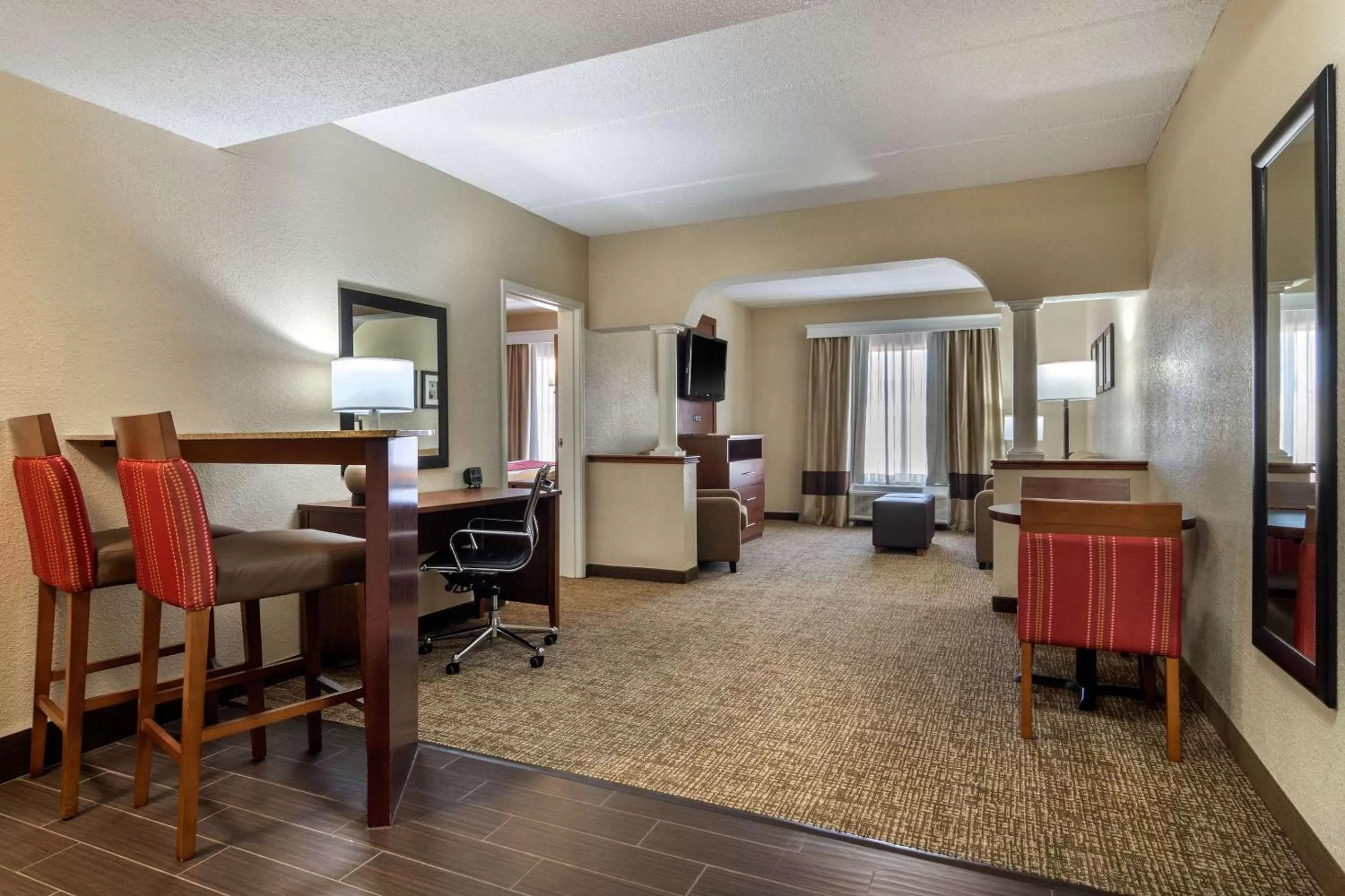 Photo of the whole room in Comfort Suites Woodstock - Atlanta North