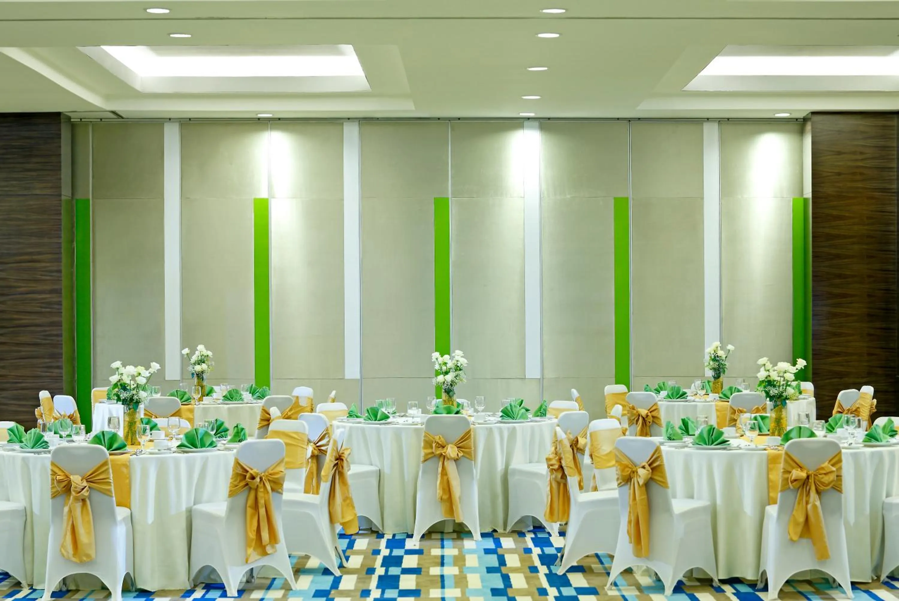 Banquet/Function facilities in Hotel Santika Cikarang