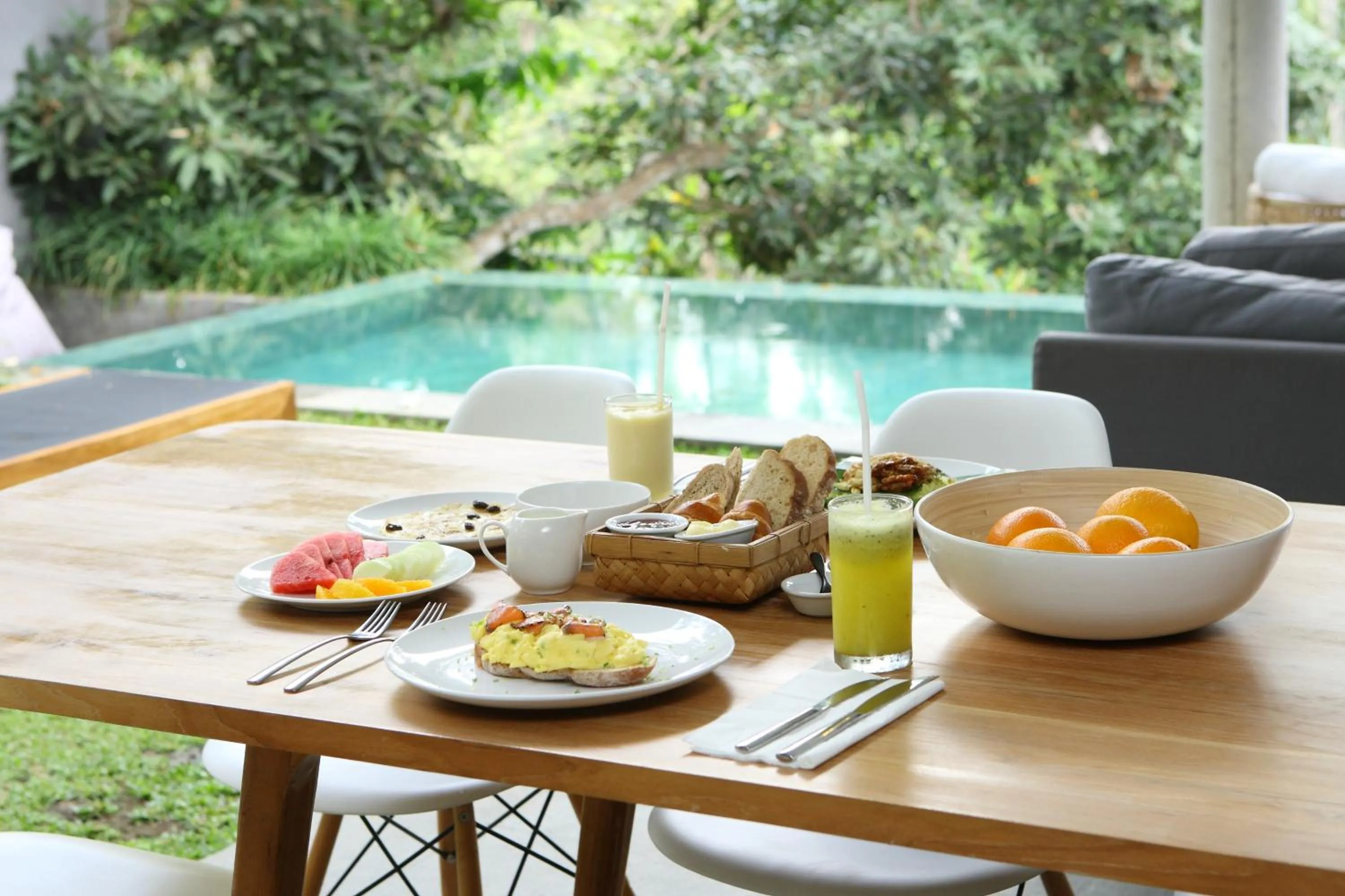 American breakfast in Aria Villas Ubud