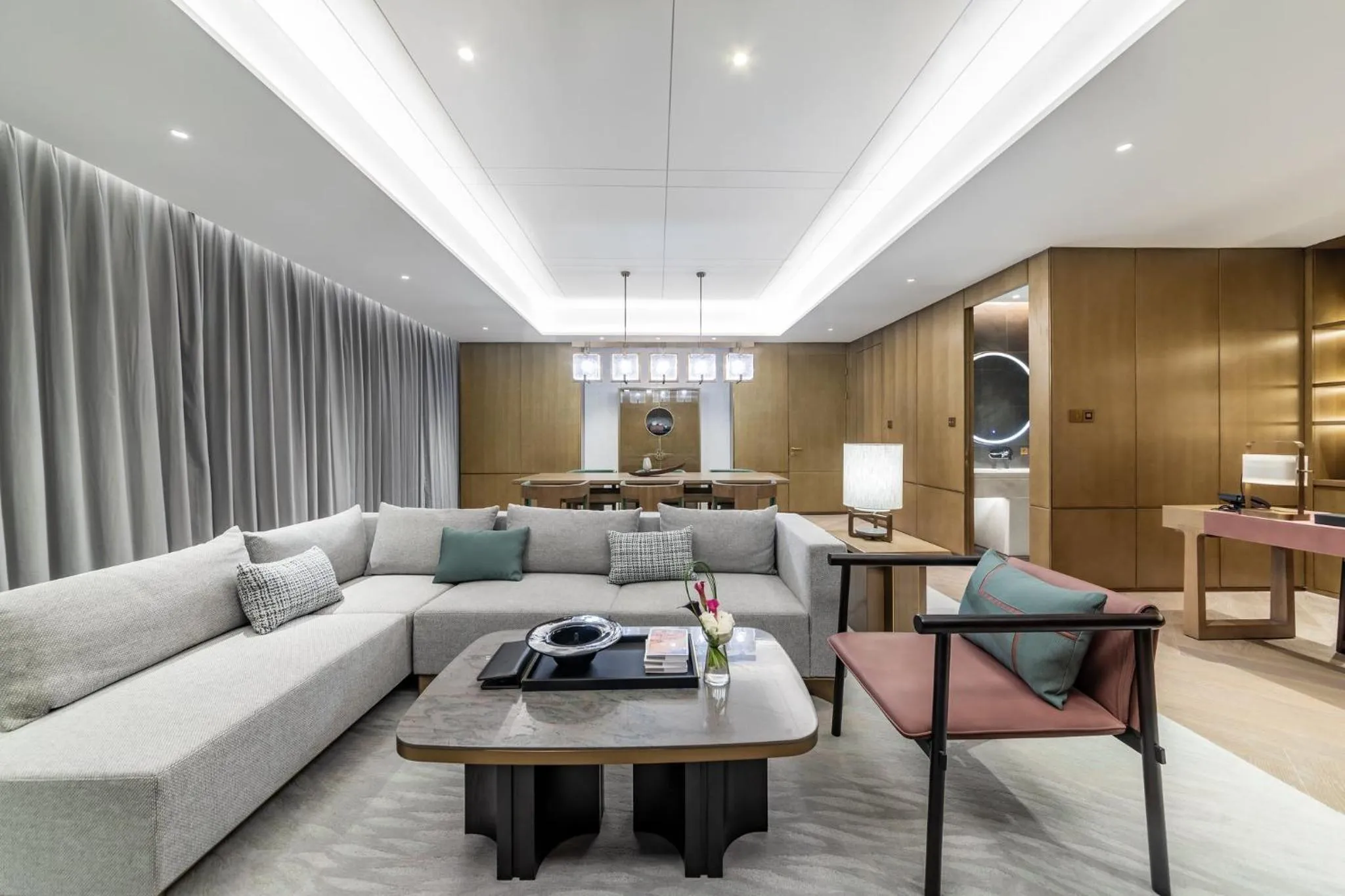 Photo of the whole room in HUALUXE Xi'an Chanba by IHG-西安浐灞华邑酒店-Near Xi'an International Convention Exhibition Center and Shopping mall and The Romantic show of Xi'an-Free Luggage Storage-English Service