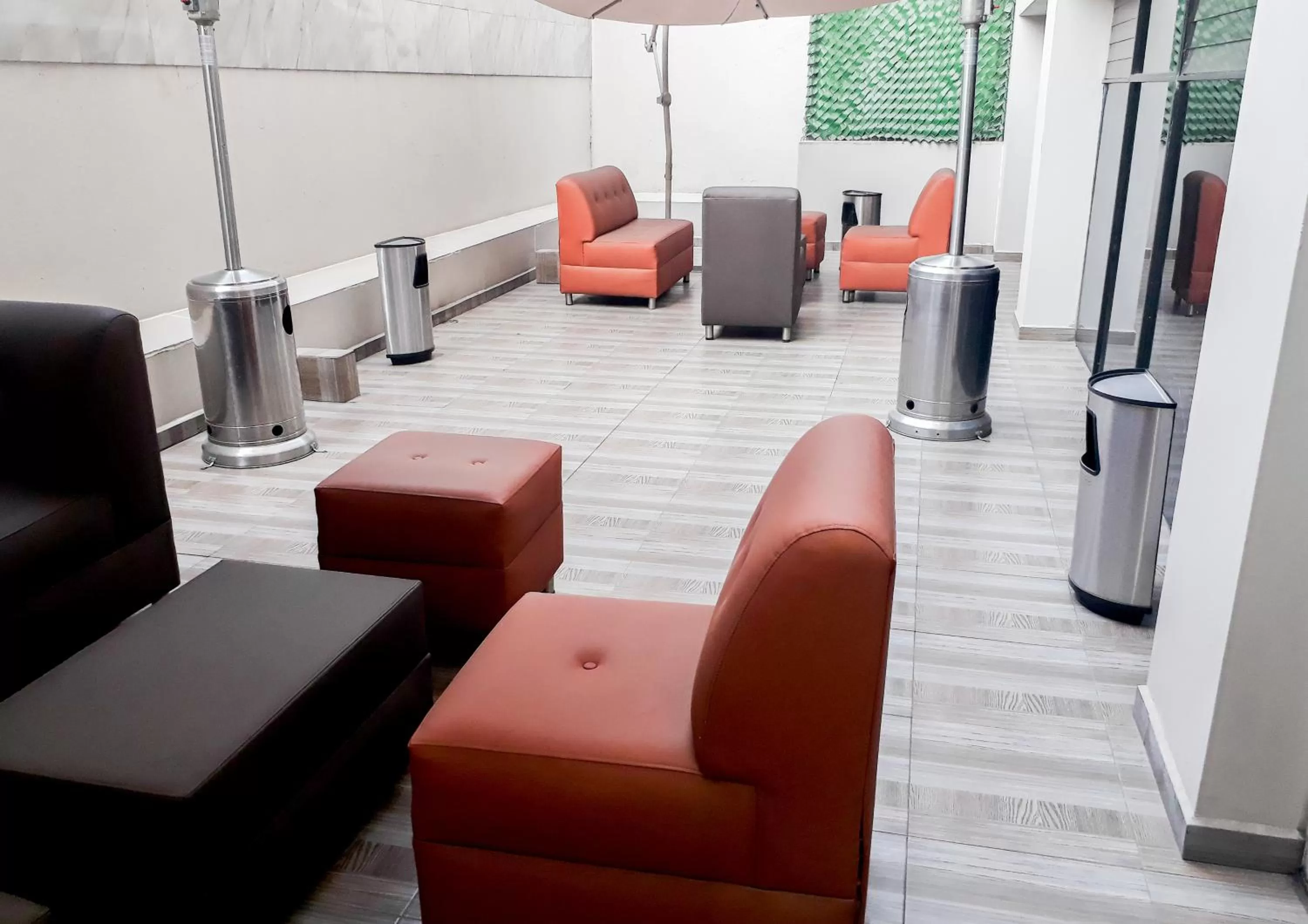 Seating area in Hotel & Suites PF