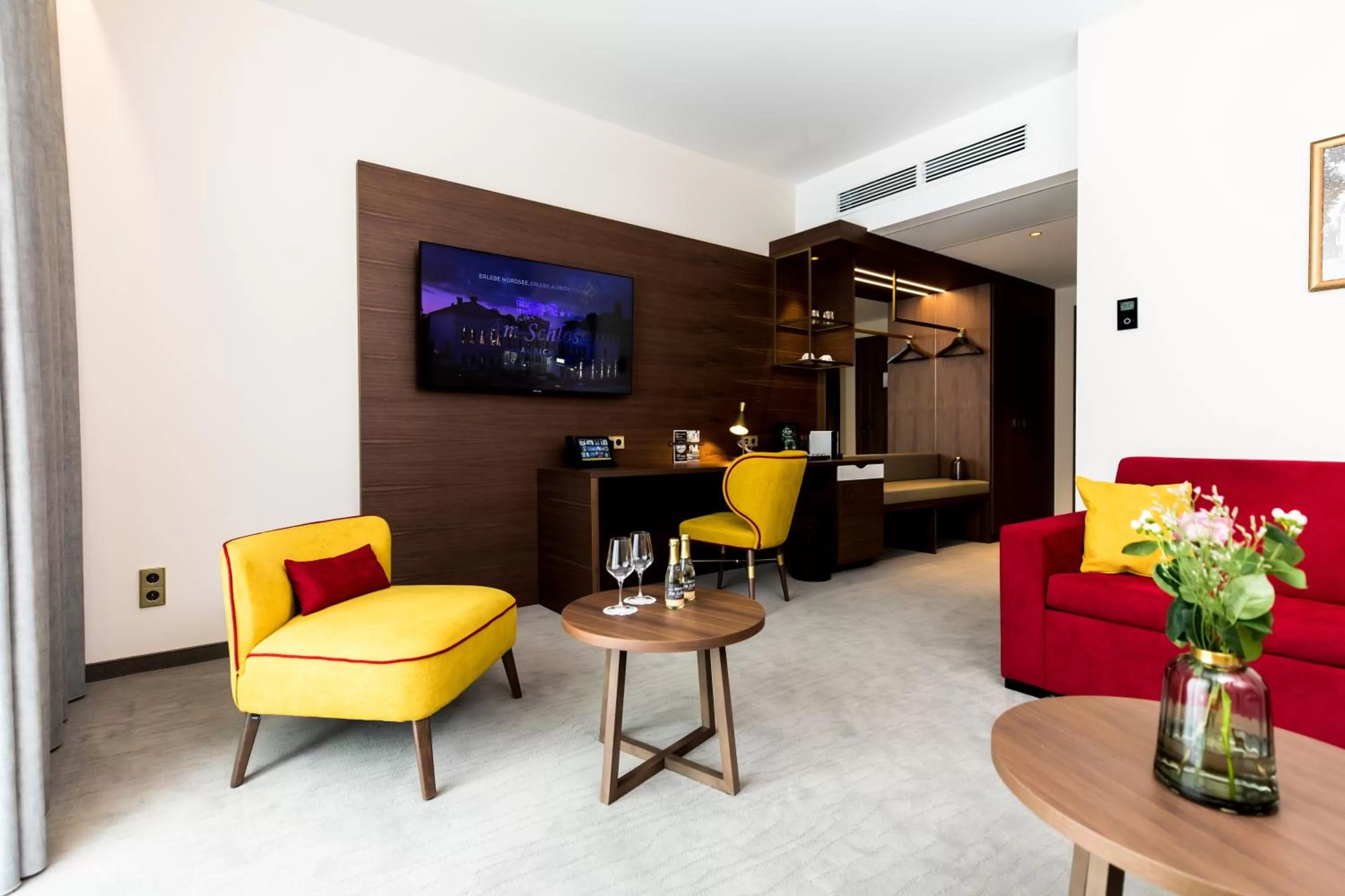 TV and multimedia in Hotel Am Schloss Aurich - Schlossresidenz