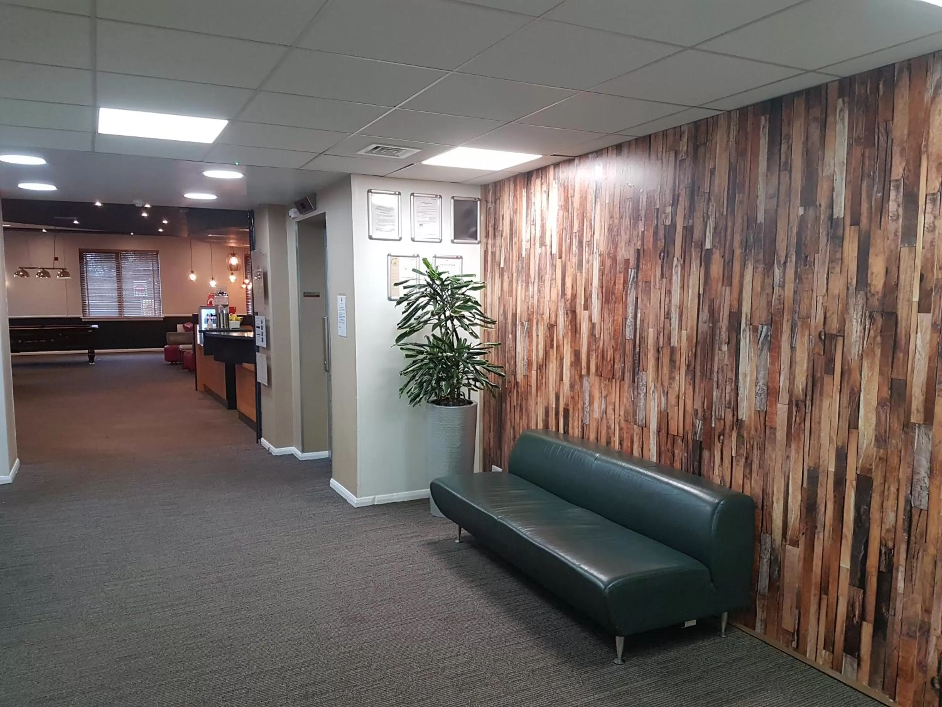 Lobby or reception in ibis Cardiff Gate - International Business Park