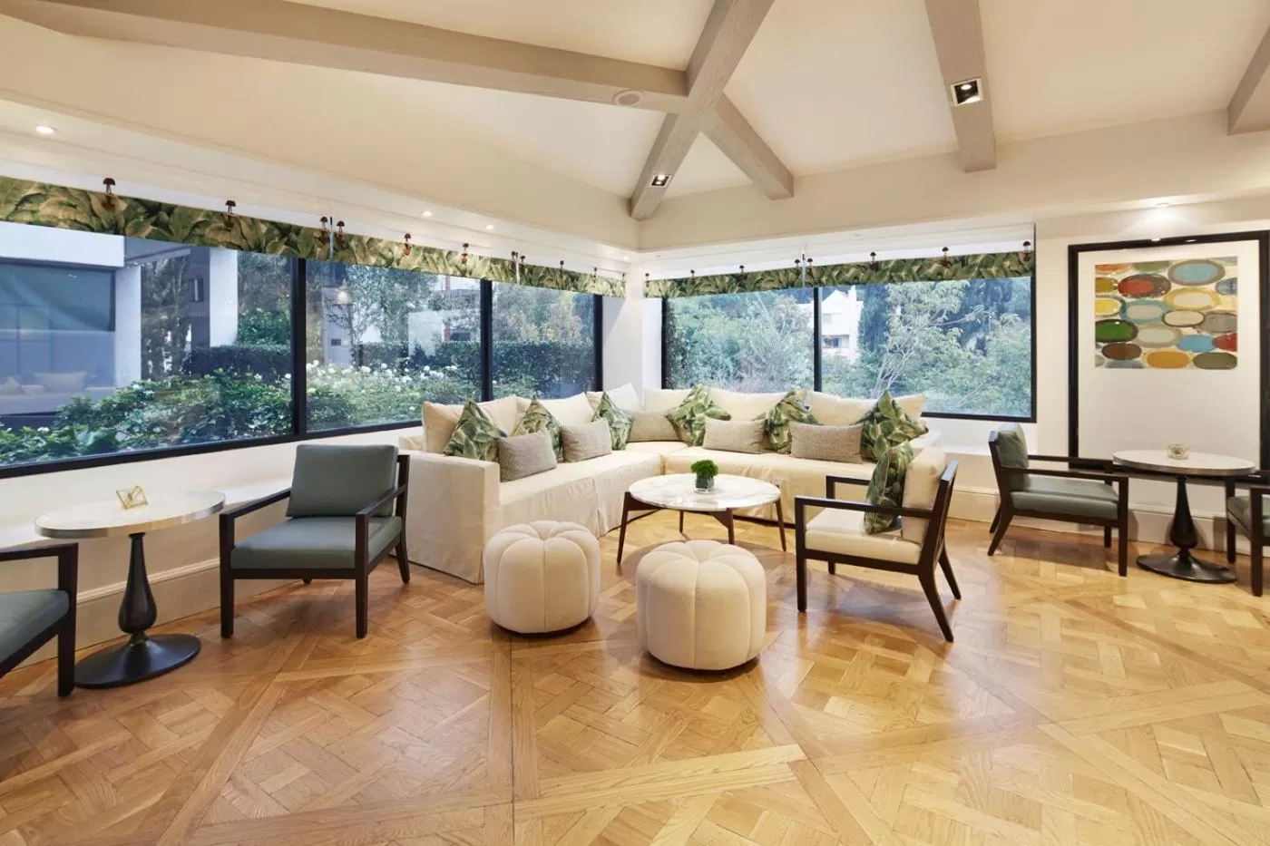 Lounge or bar in The London West Hollywood at Beverly Hills