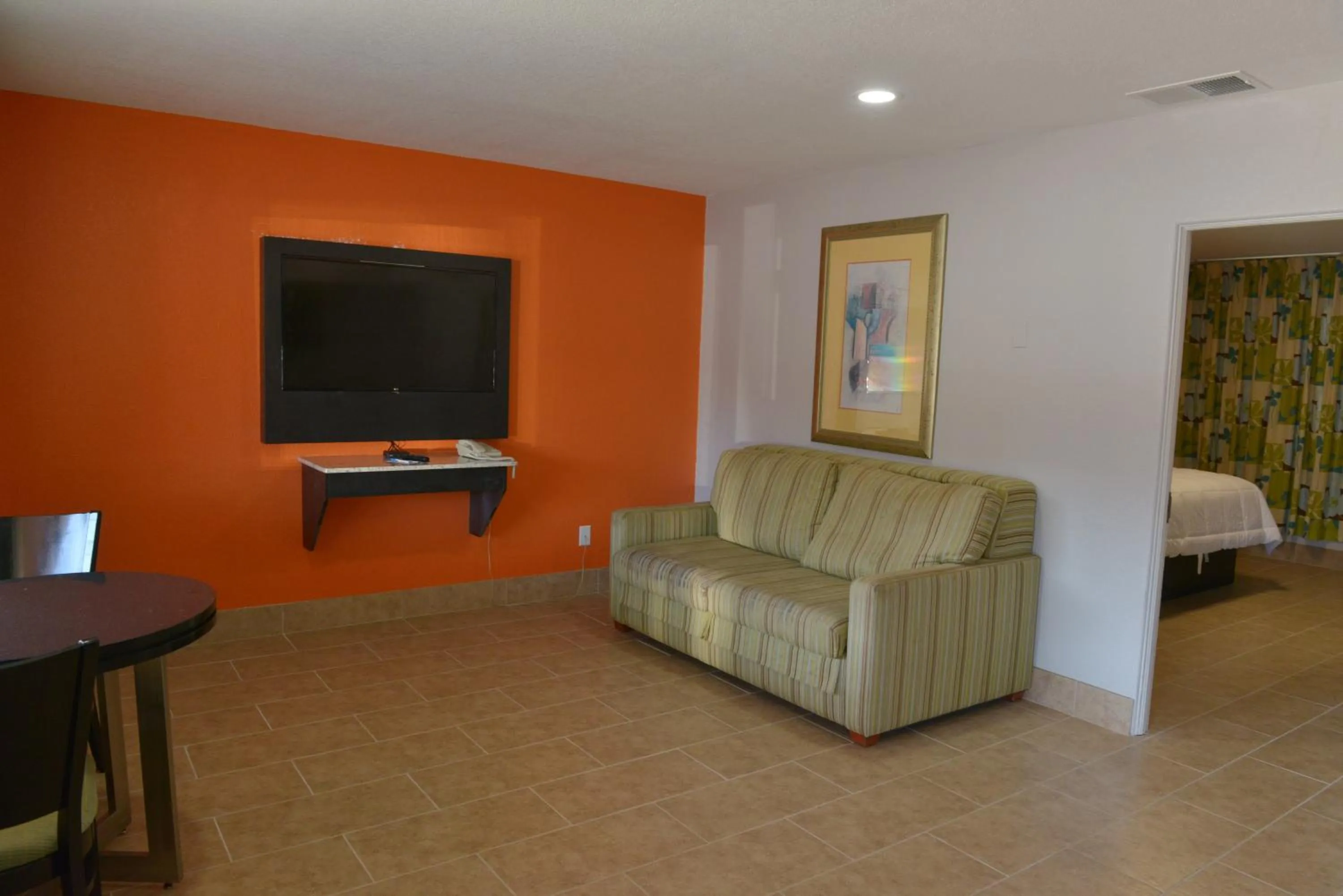 Rodeway Inn & Suites Winter Haven Chain of Lakes