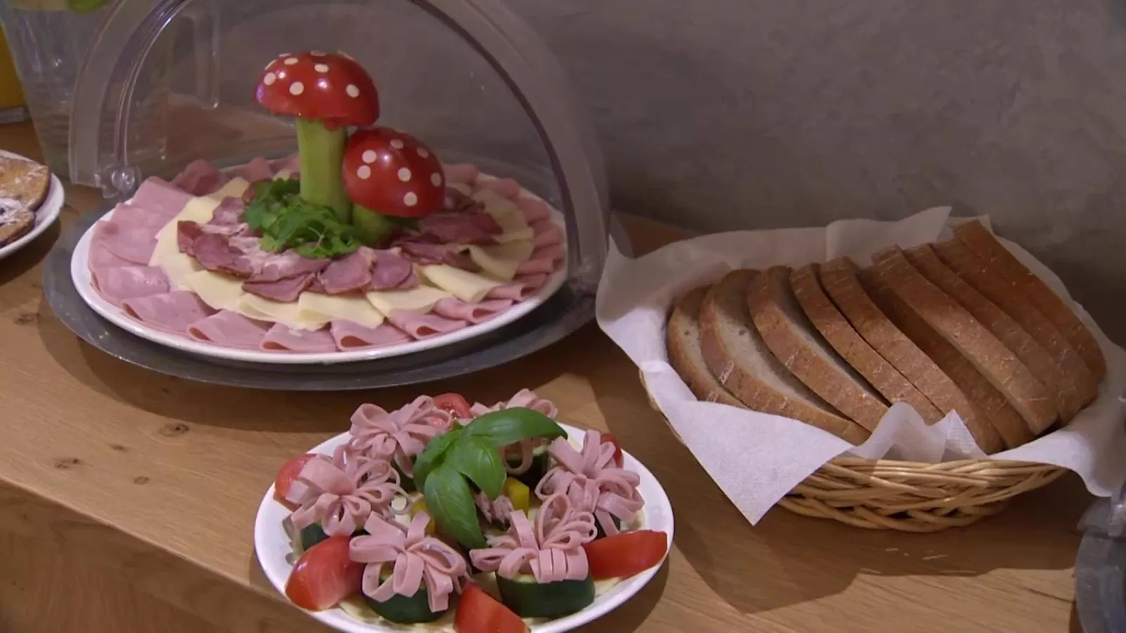 Buffet breakfast in X-Park Františkov