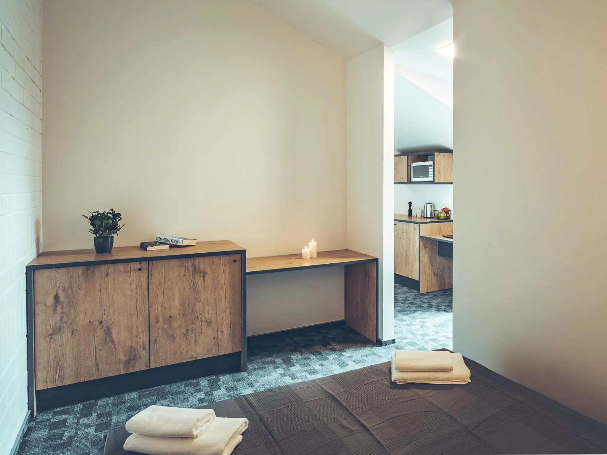 Photo of the whole room in SELF CHECK-IN Hotel Railway Apartments