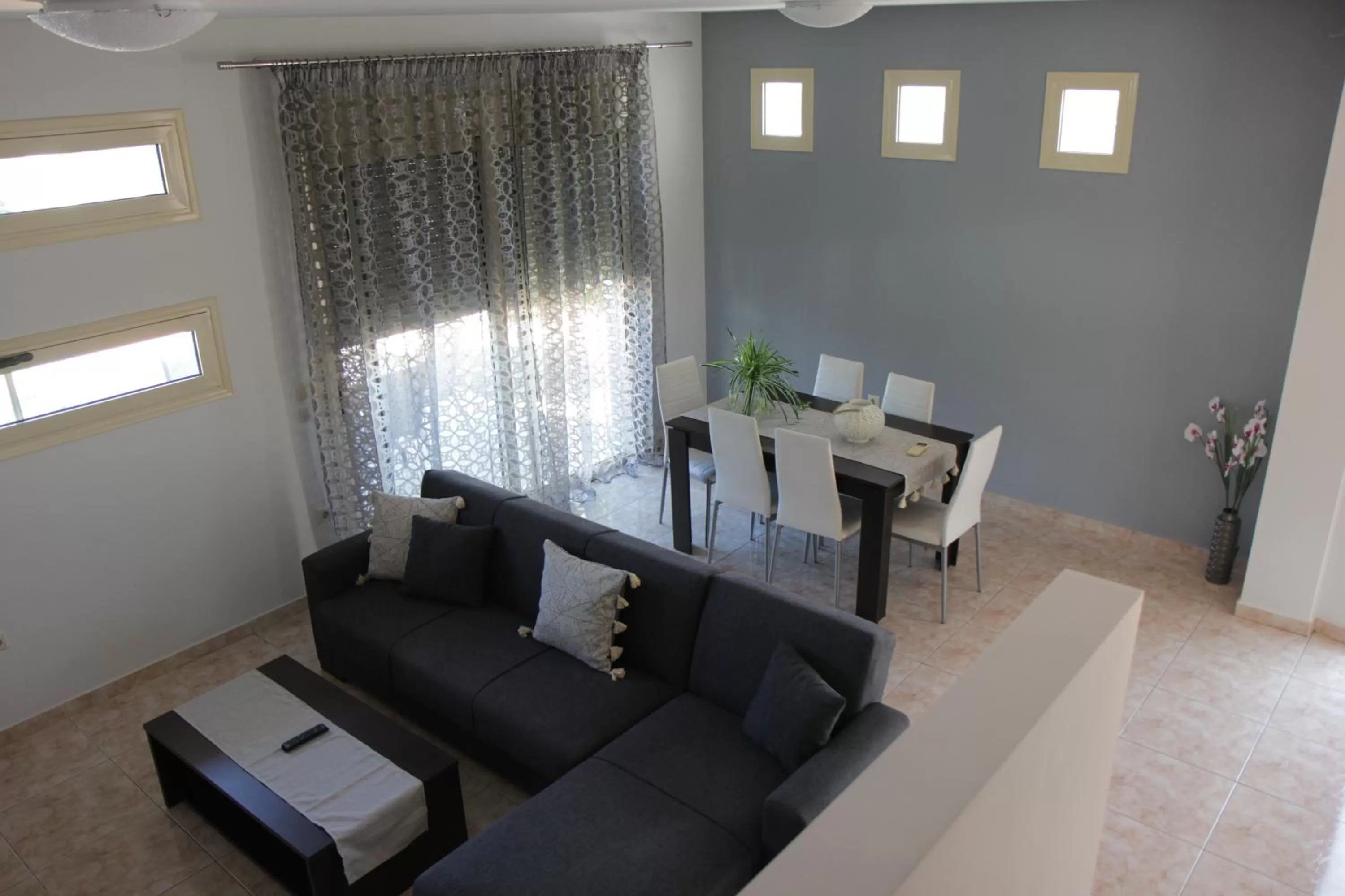 Living room, Seating Area in Platoni Elite