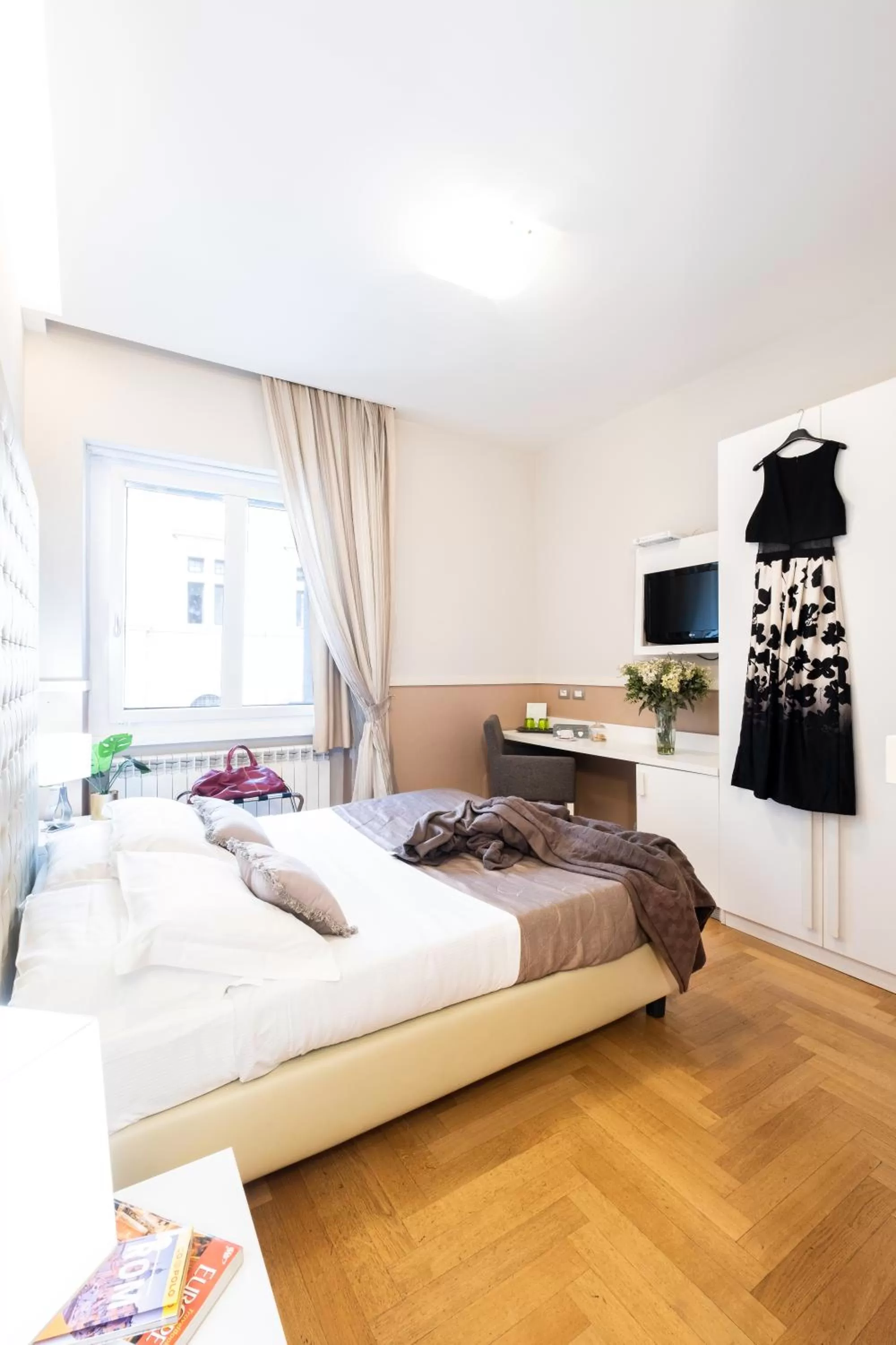 Bedroom, Bed in Rome River Inn