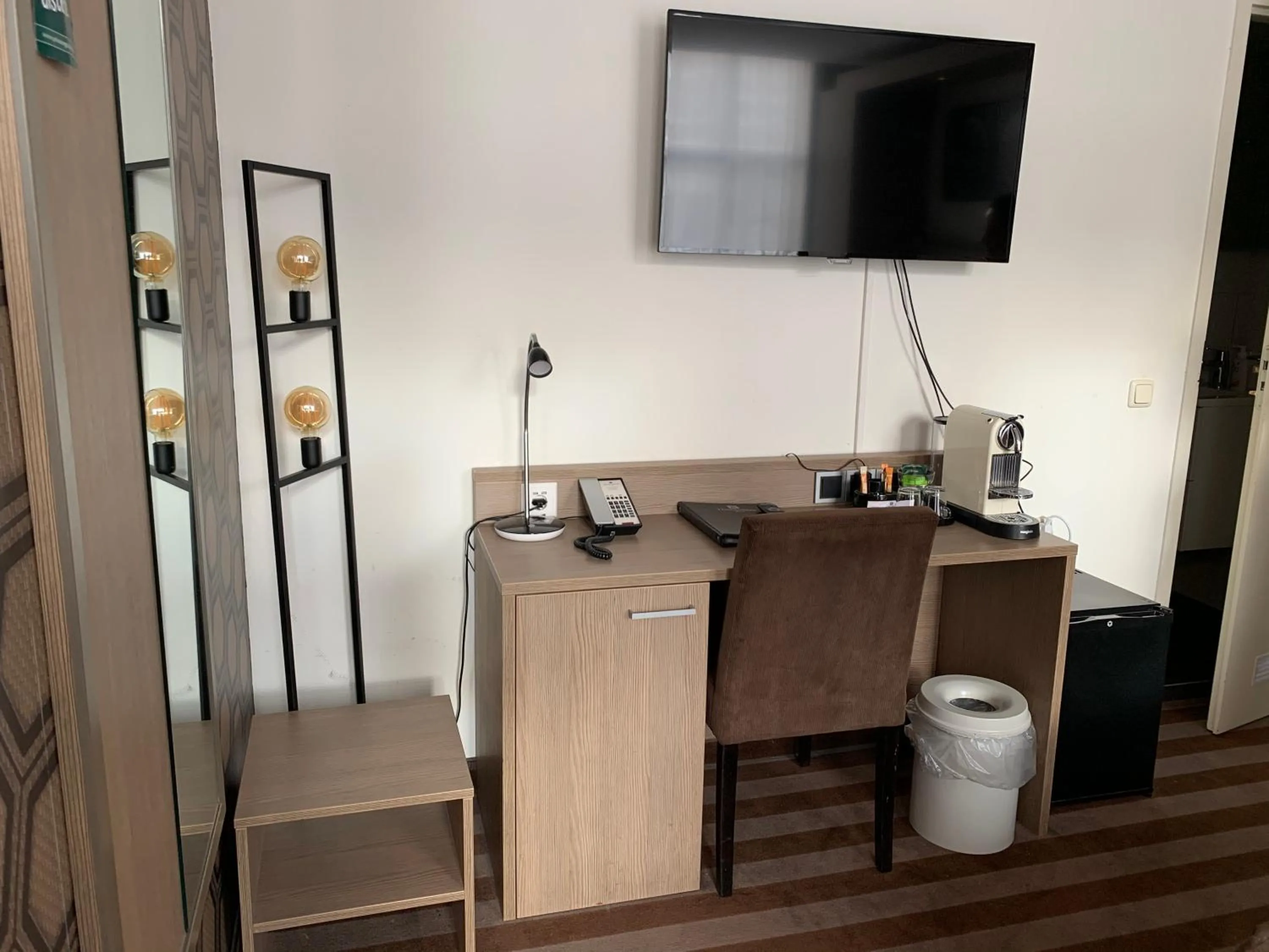 Coffee/tea facilities in Prinsengracht Hotel