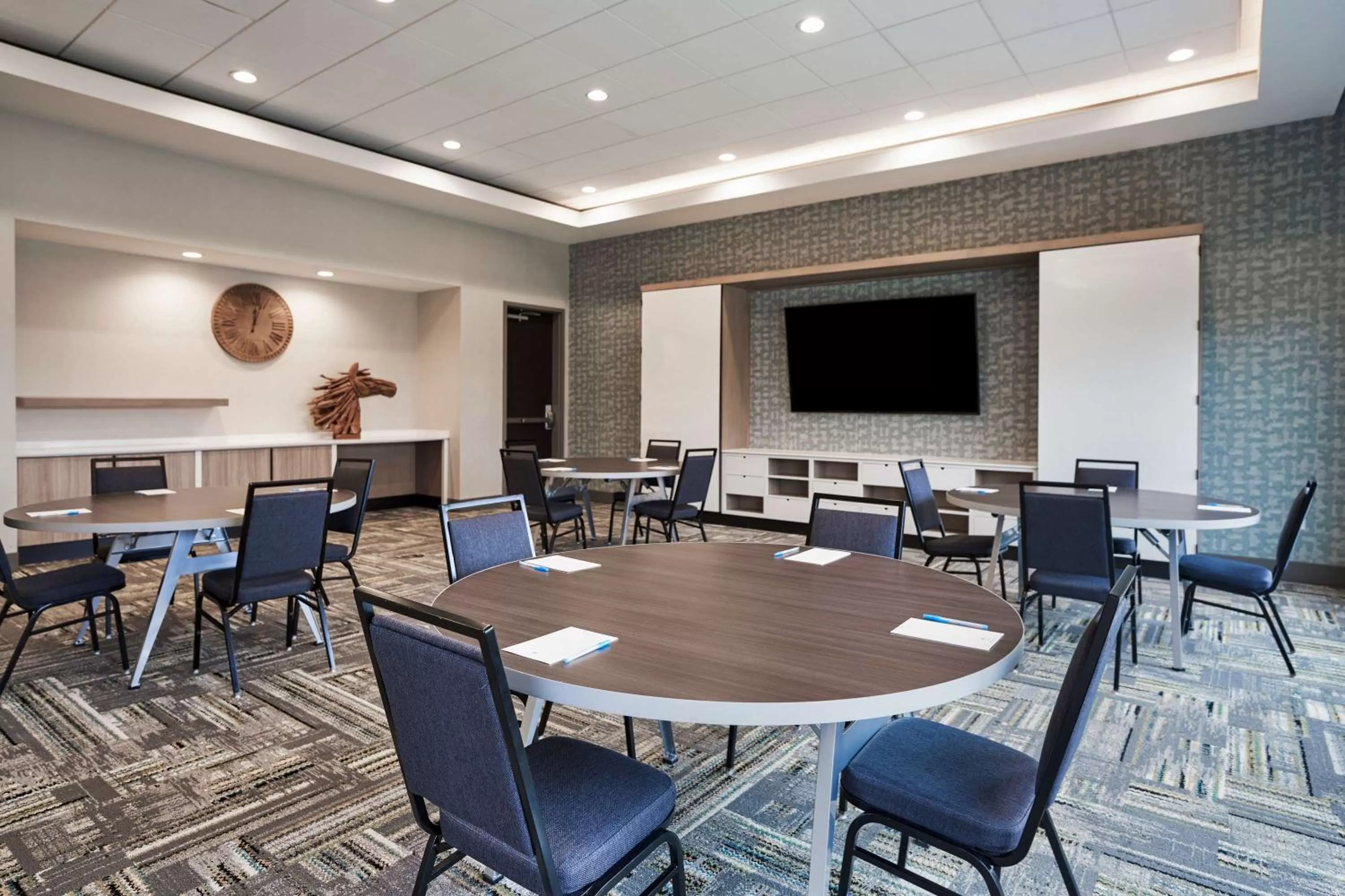 Meeting/conference room in Hyatt House Louisville East