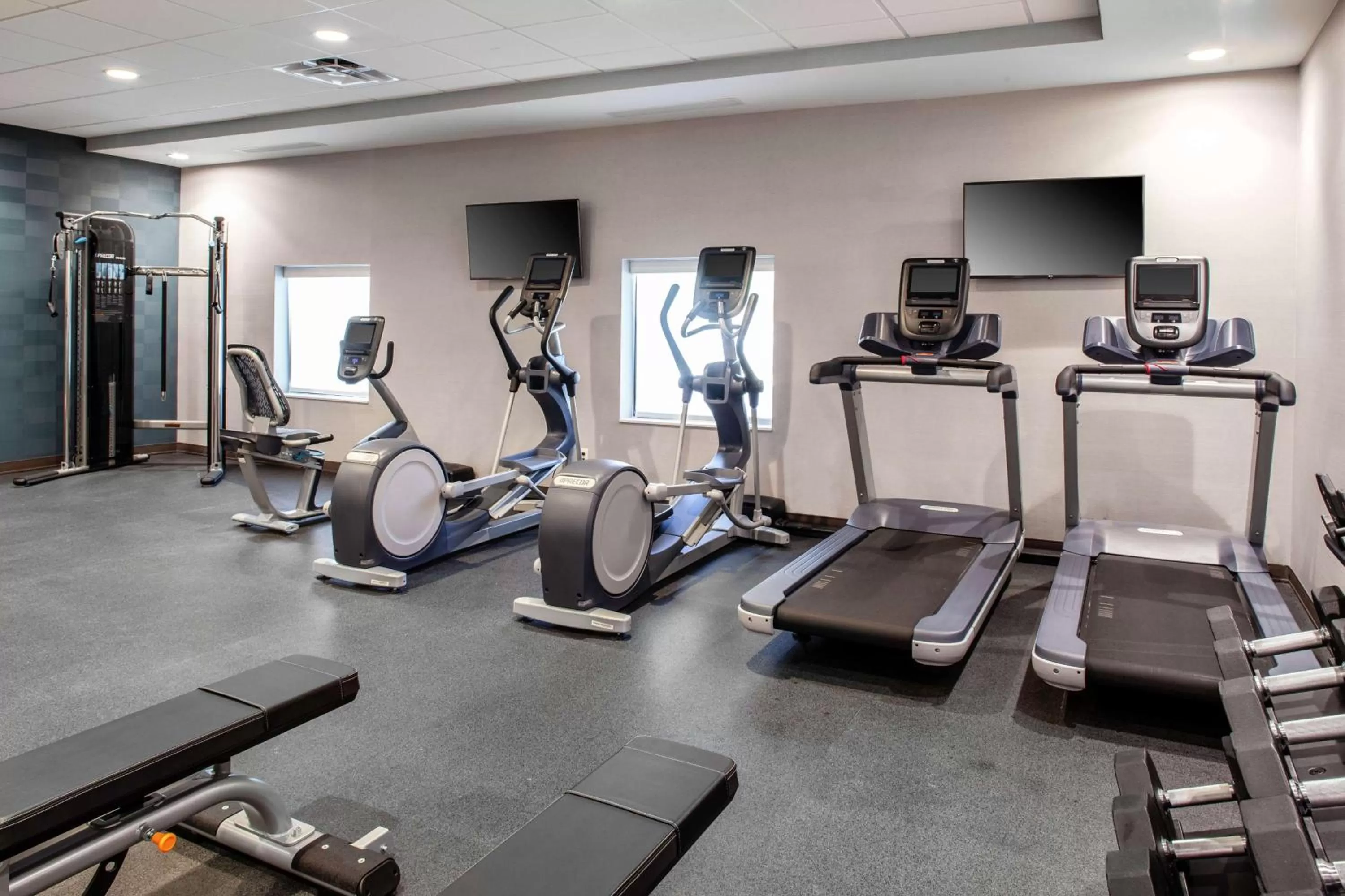 Fitness centre/facilities in Home2 Suites by Hilton Bloomington
