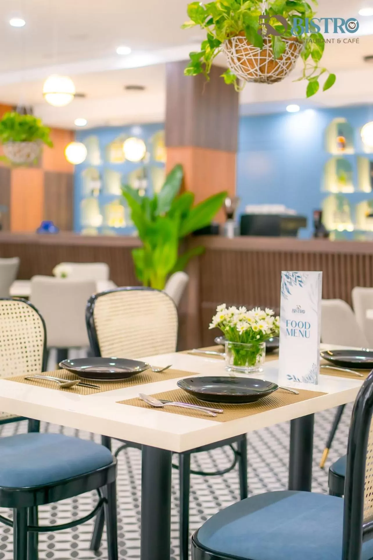 Restaurant/places to eat in Bao Son International Hotel