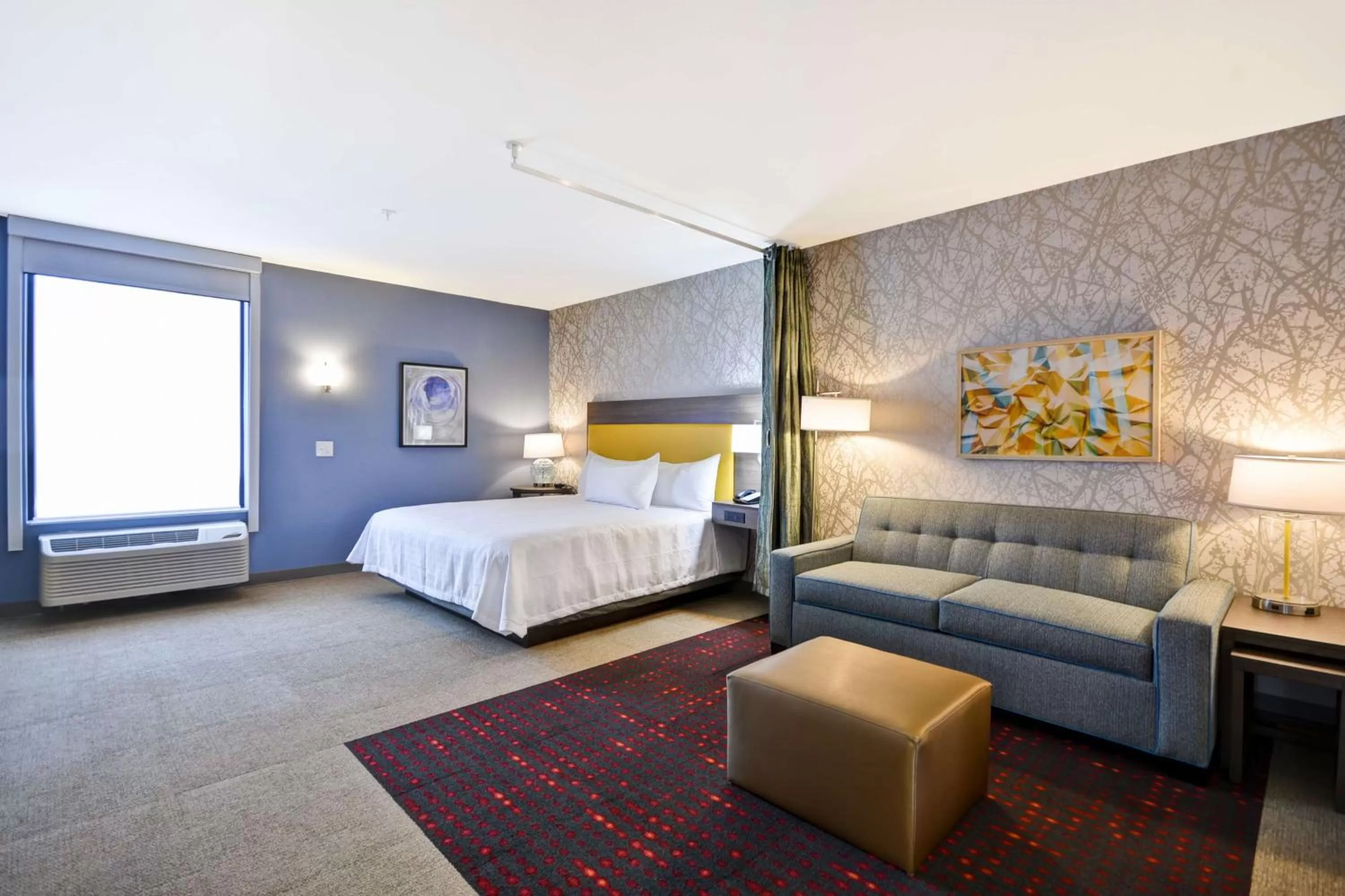 Bed in Home2 Suites By Hilton Columbus Airport East Broad