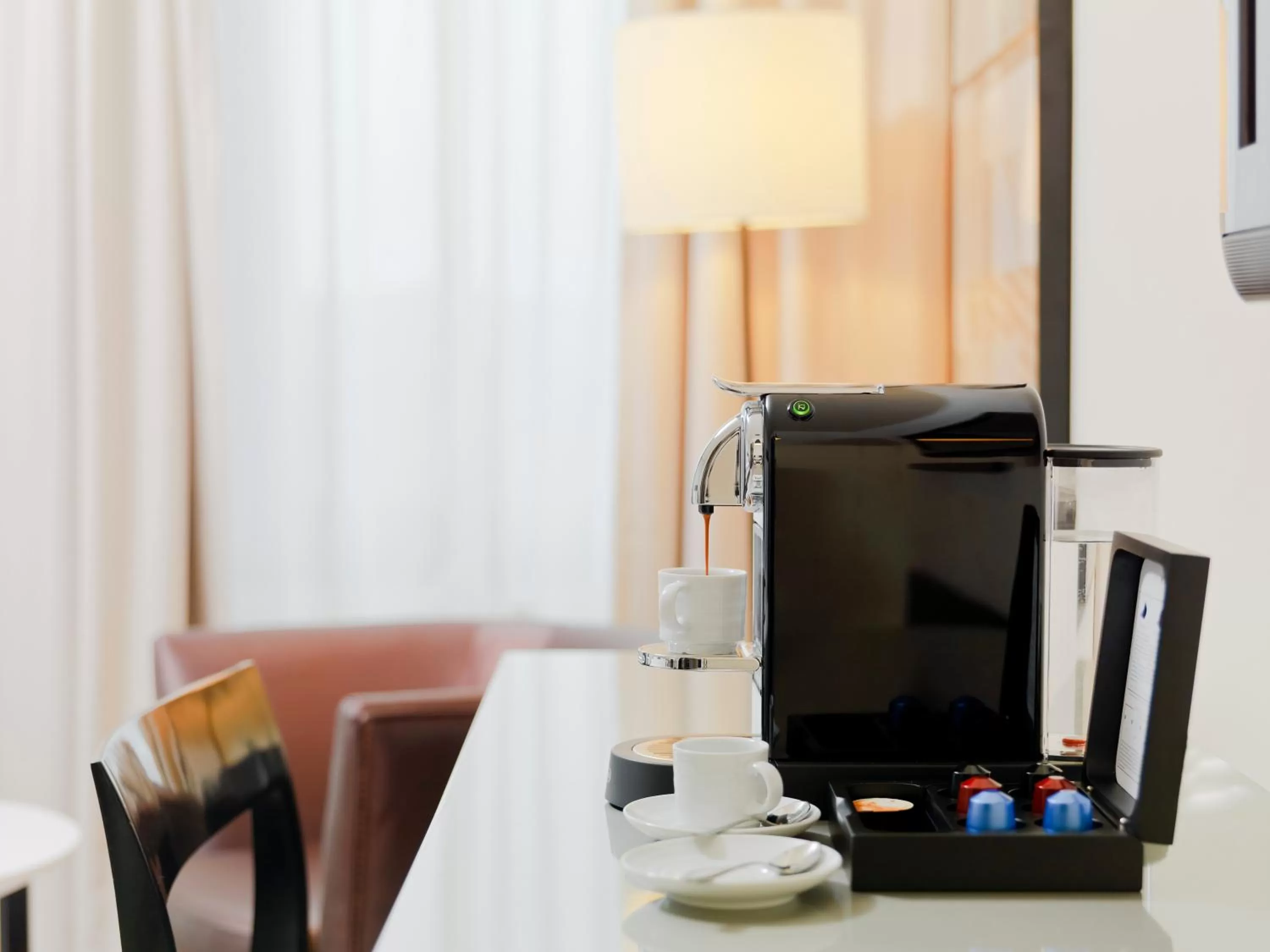 Coffee/tea facilities in H10 Berlin Ku'Damm