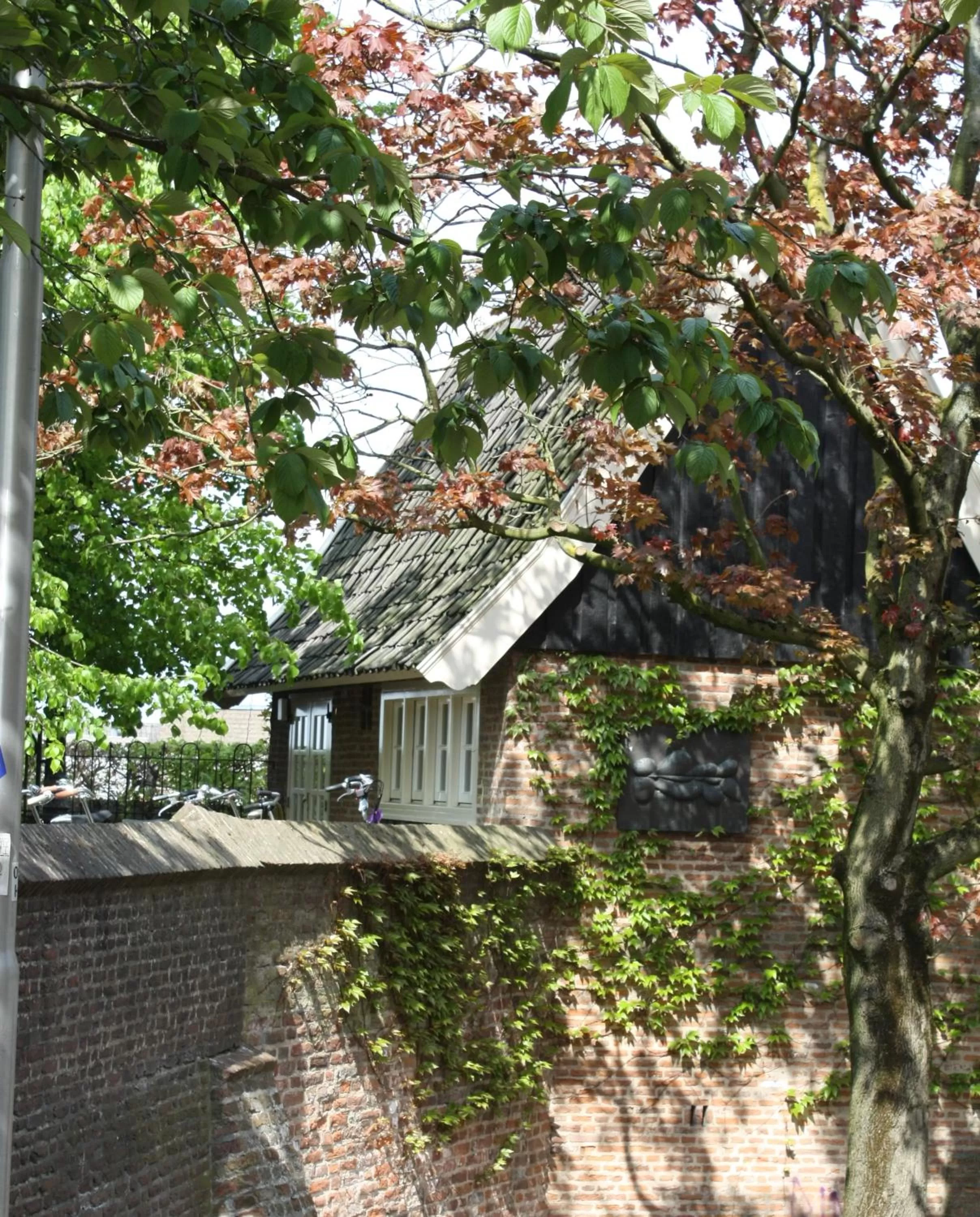 Facade/entrance, Property Building in De Hemel De Kracht van Ambacht