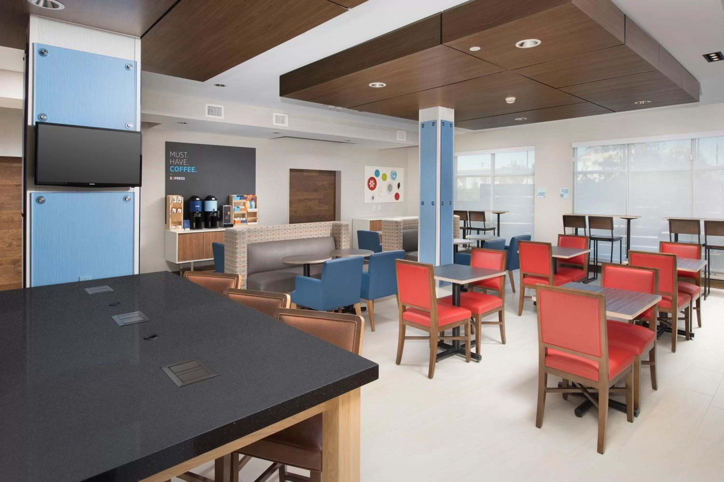 Breakfast in Holiday Inn Express & Suites San Antonio North-Windcrest by IHG