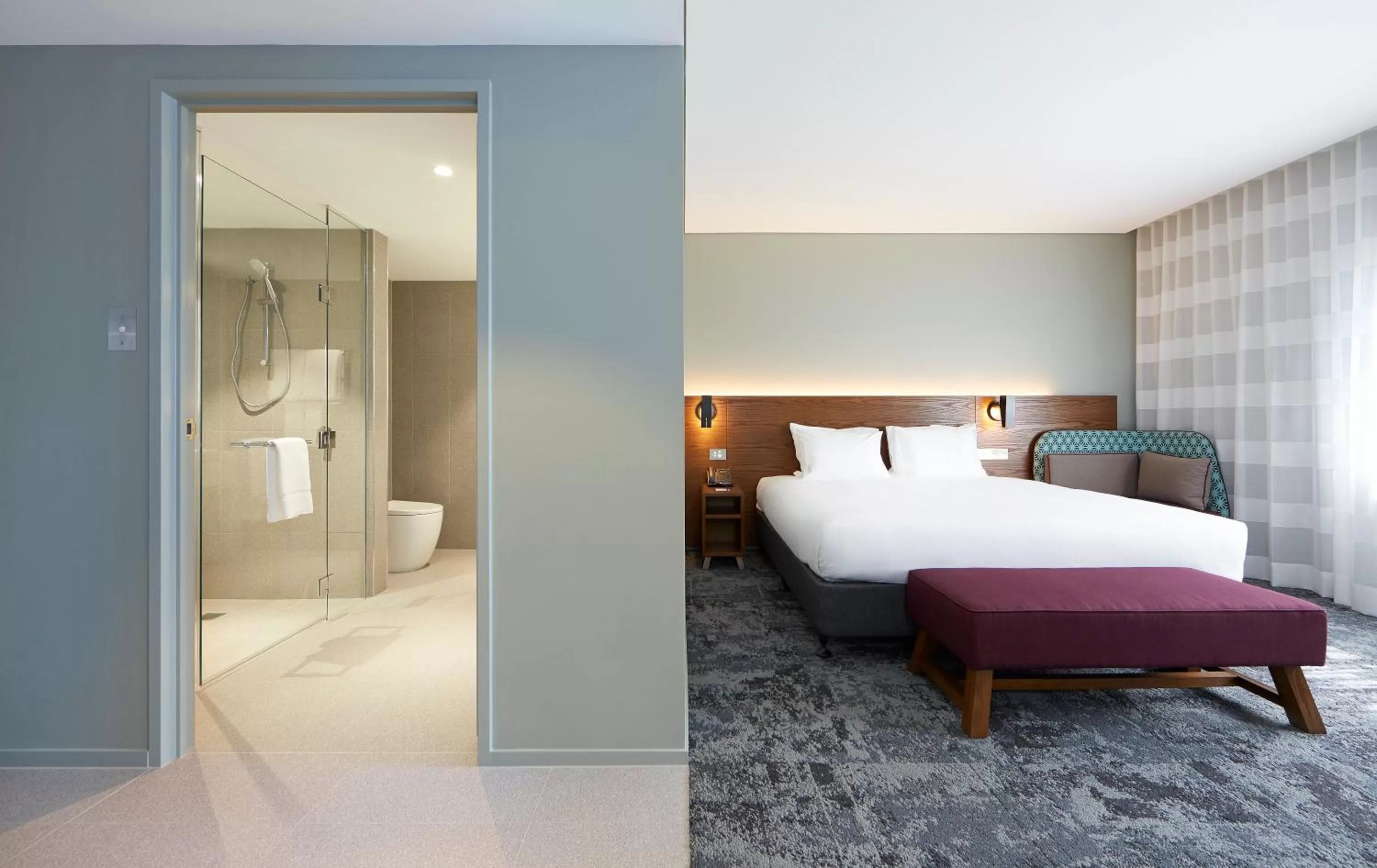 Photo of the whole room, Bed in Holiday Inn Express Newcastle by IHG