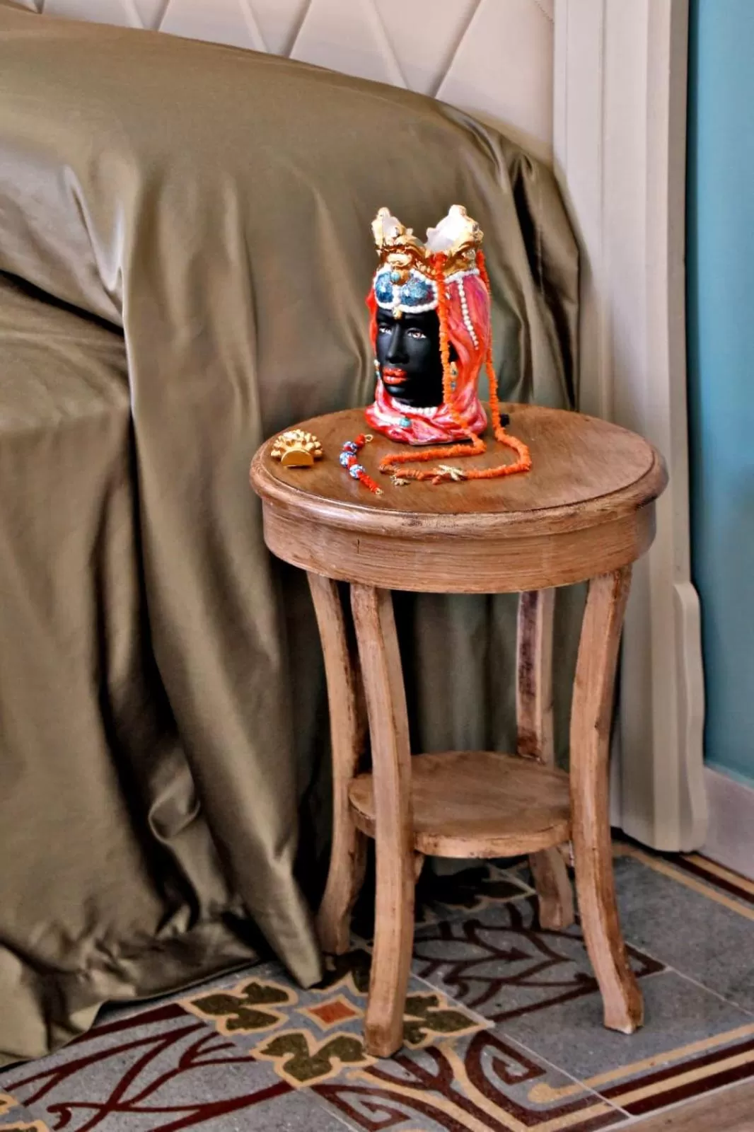 Decorative detail in Kèramos Luxury Rooms